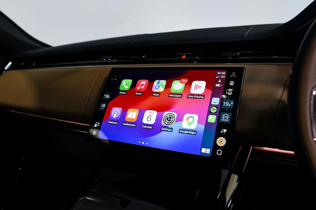 Land Rover RANGE ROVER SPORT - Image 16