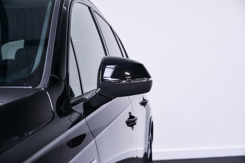 Audi Q7 - Image 8