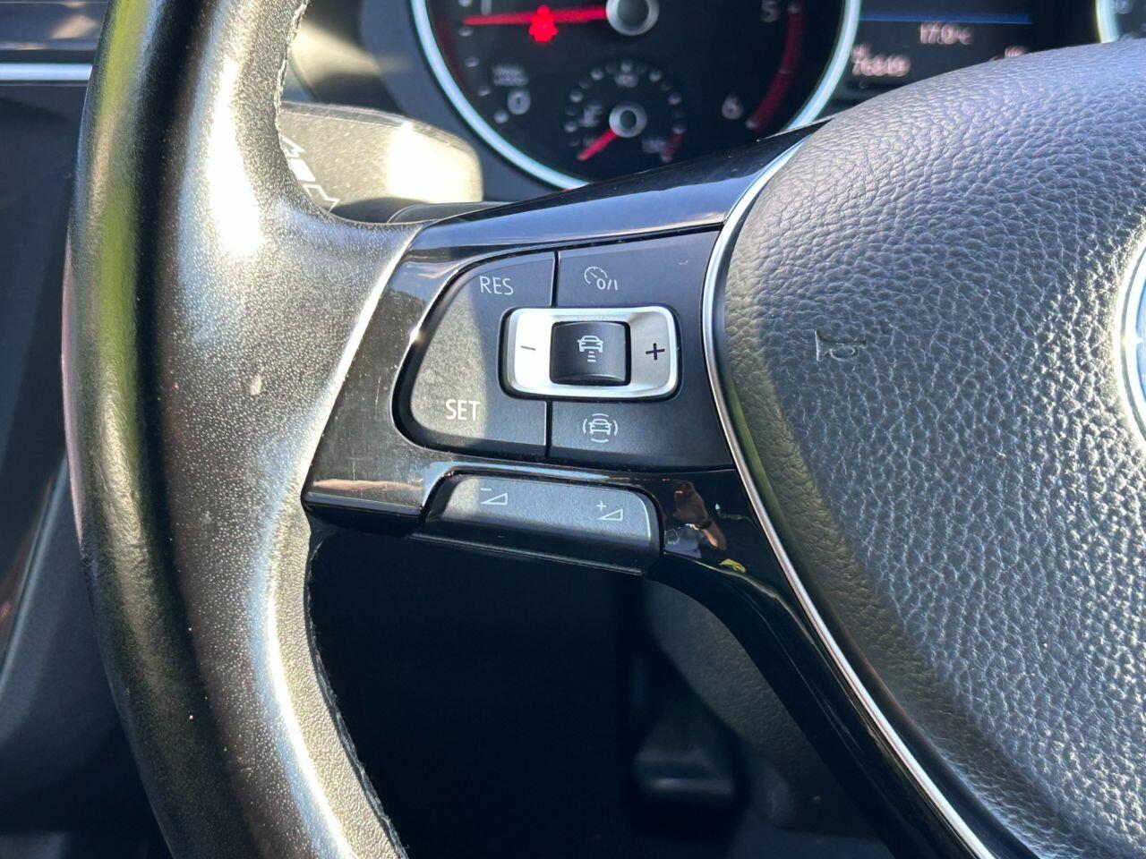 Volkswagen Tiguan - Image 17