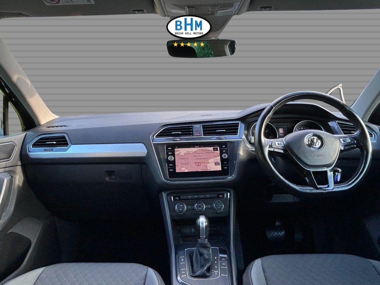 Volkswagen Tiguan - Image 12