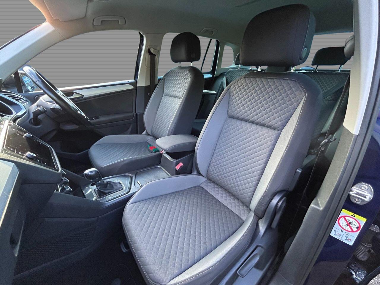 Volkswagen Tiguan - Image 13