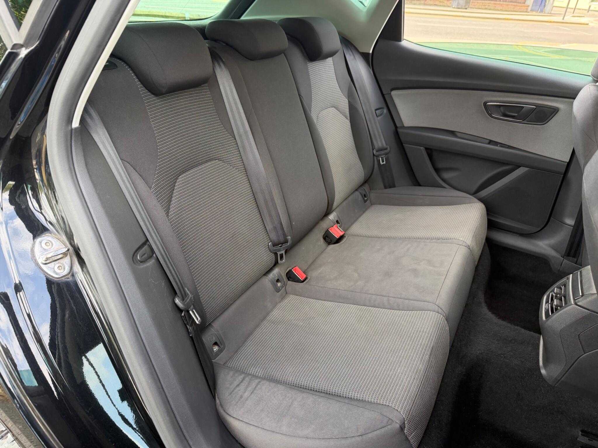 SEAT Leon - Image 17