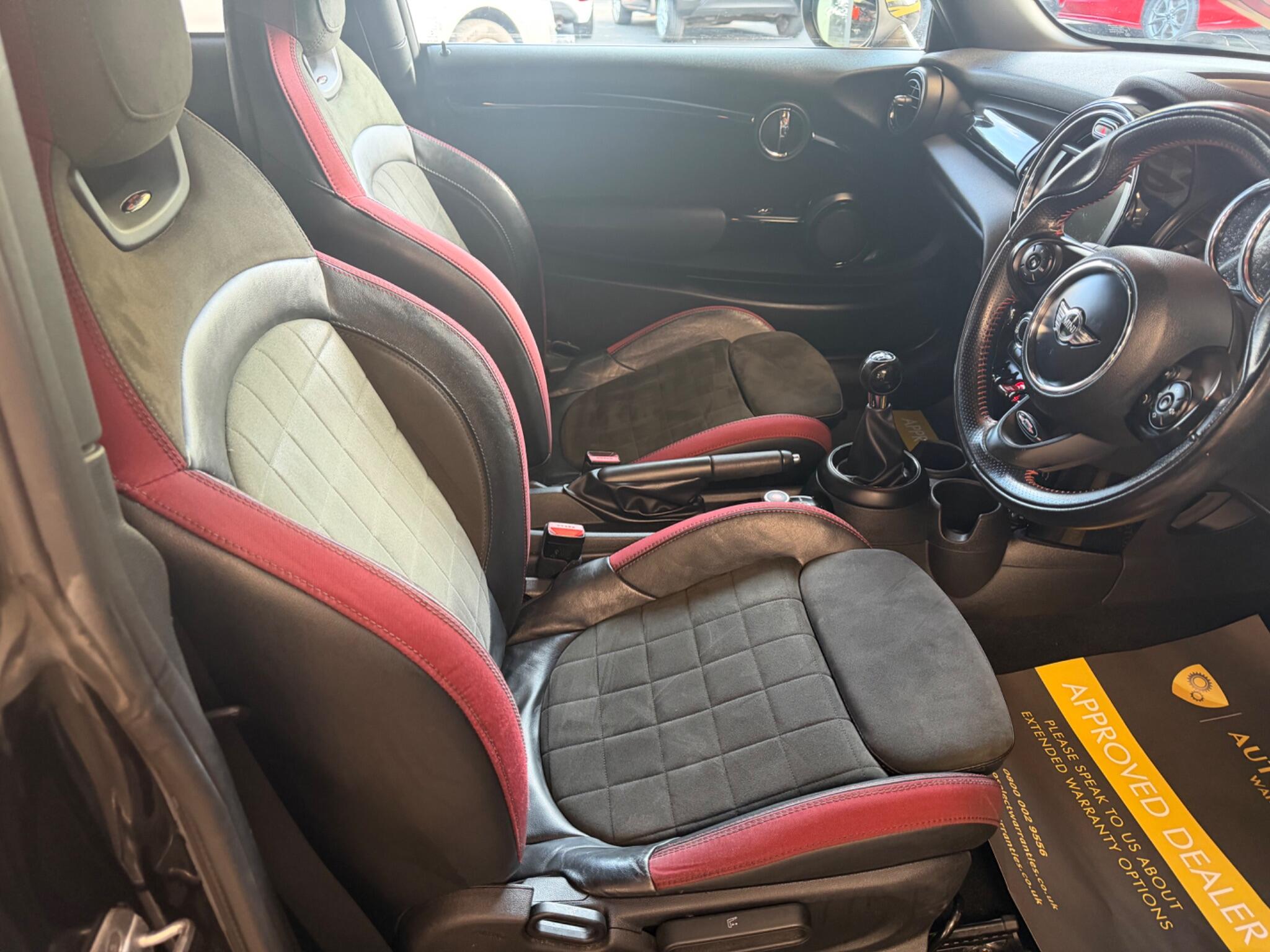 MINI Hatch - Image 7