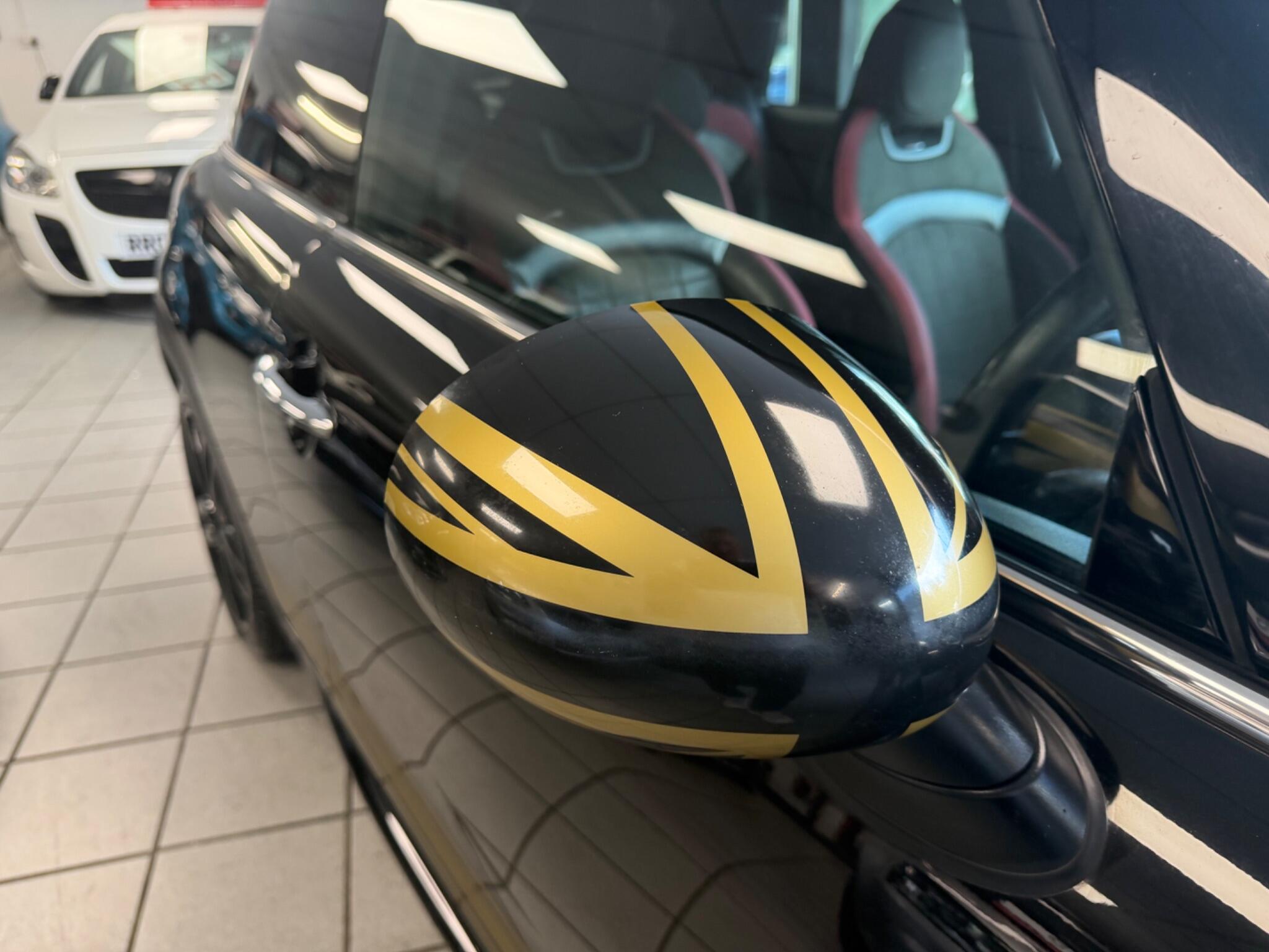 MINI Hatch - Image 8