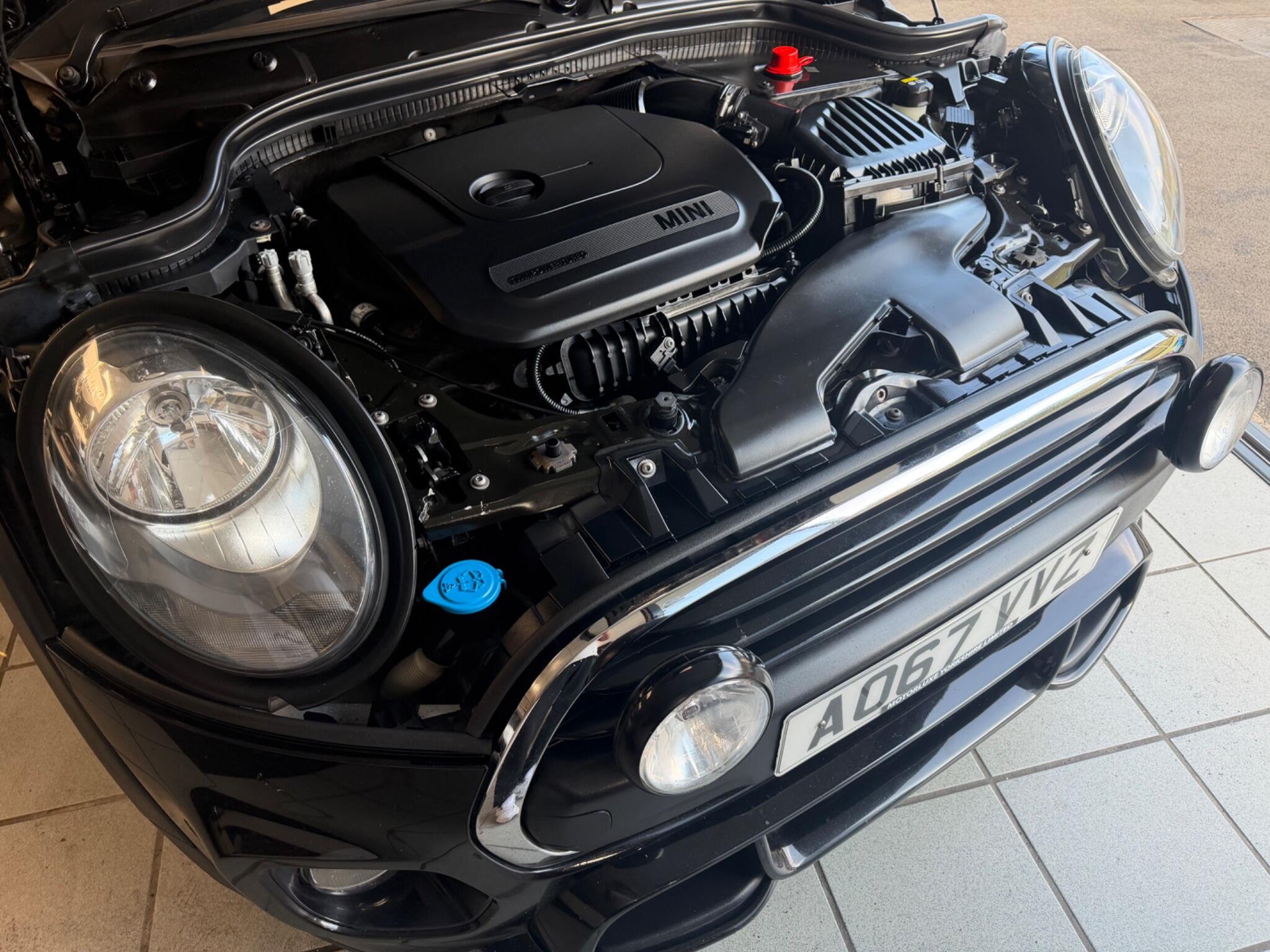 MINI Hatch - Image 14