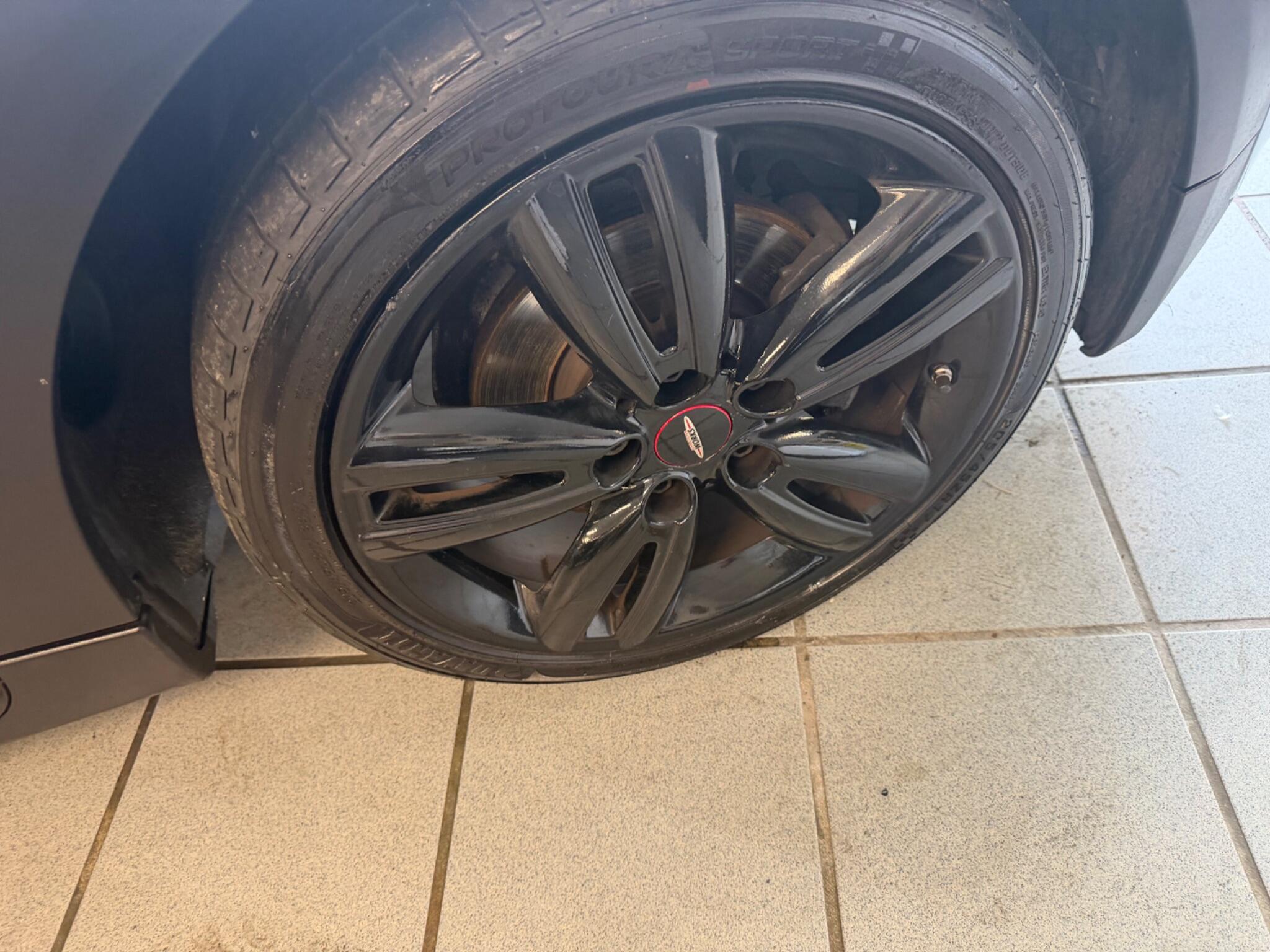 MINI Hatch - Image 15