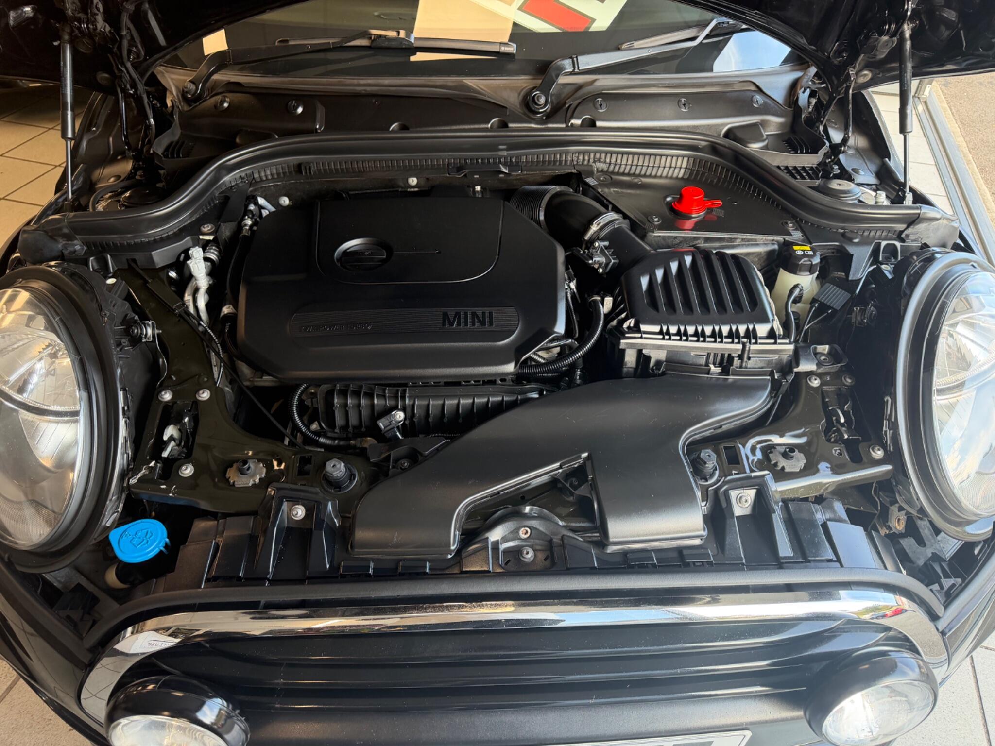 MINI Hatch - Image 17