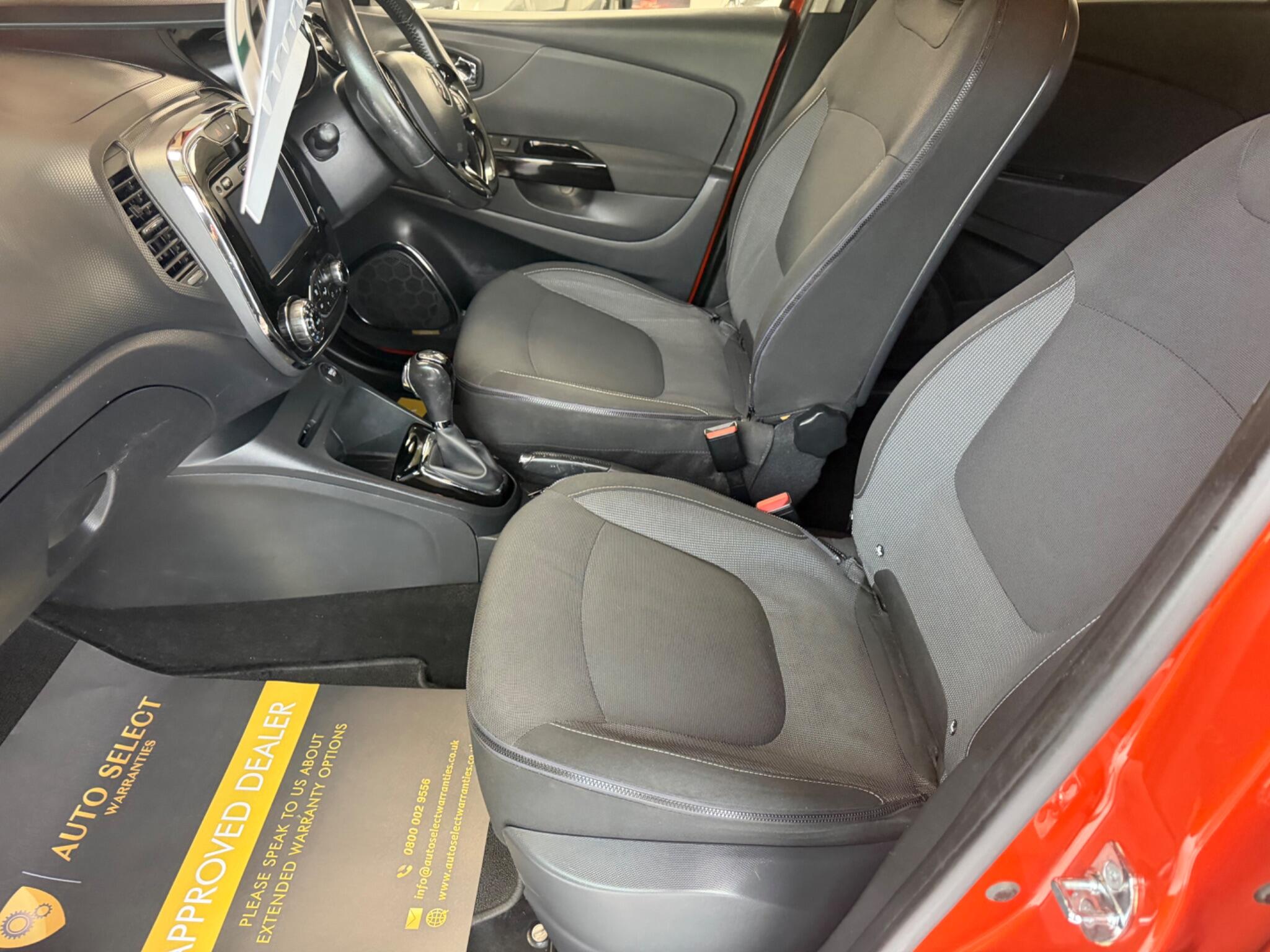Renault Captur - Image 11