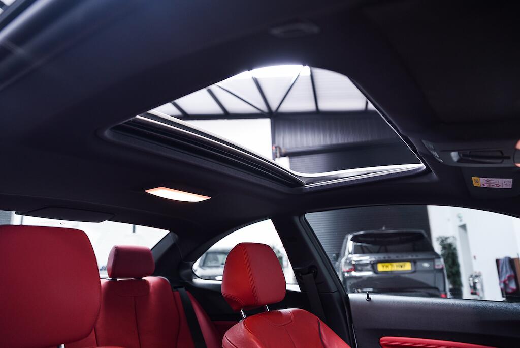 BMW 2 Series - Image 5