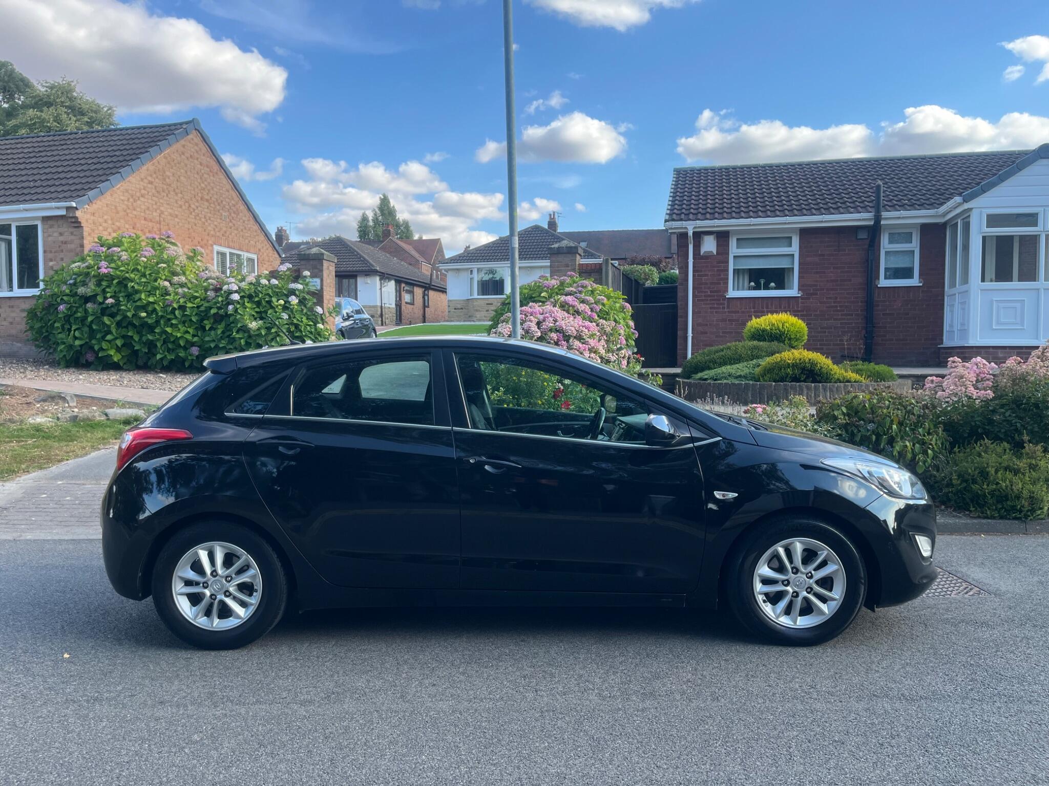 Hyundai i30 - Image 9