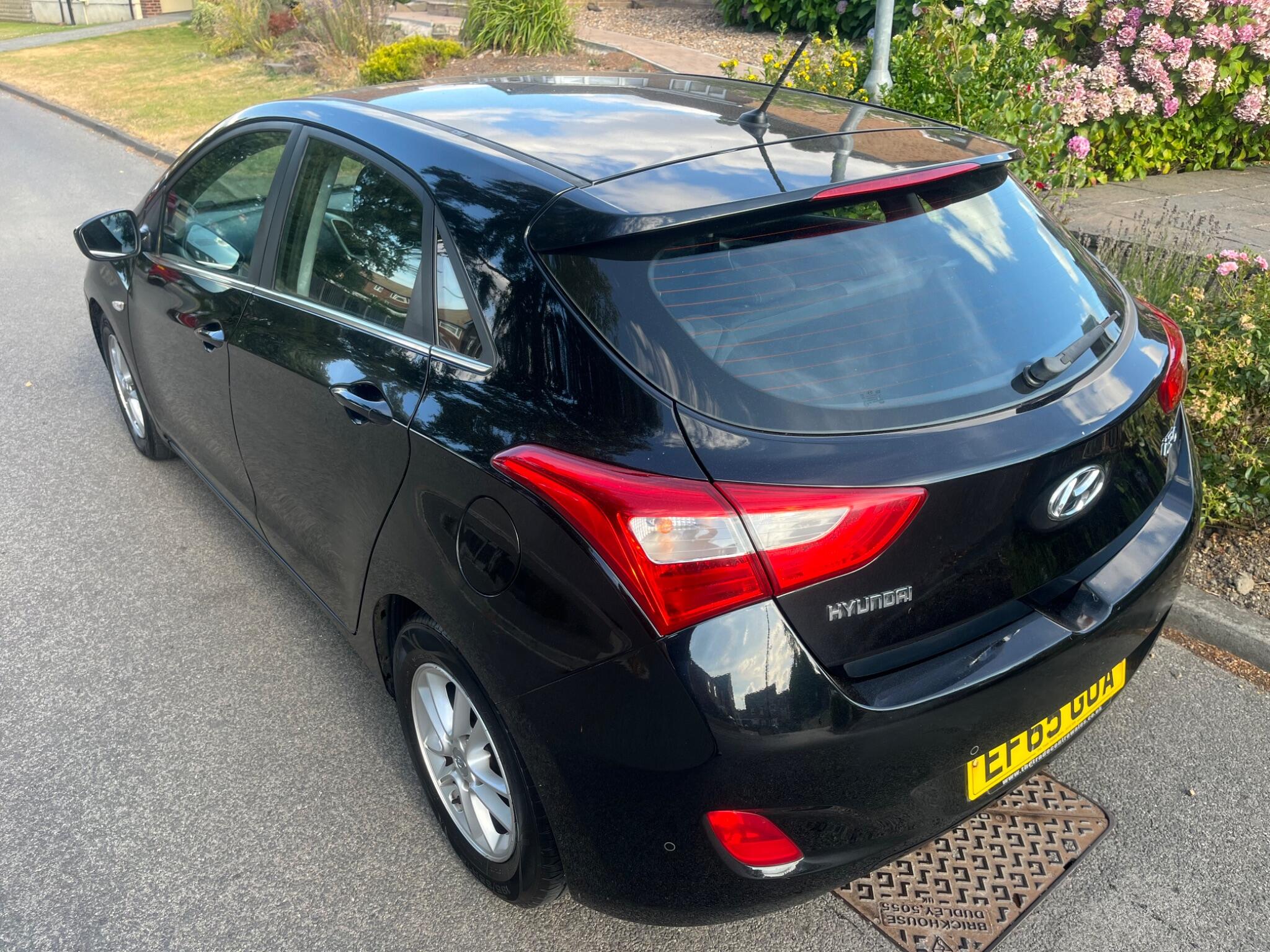 Hyundai i30 - Image 20