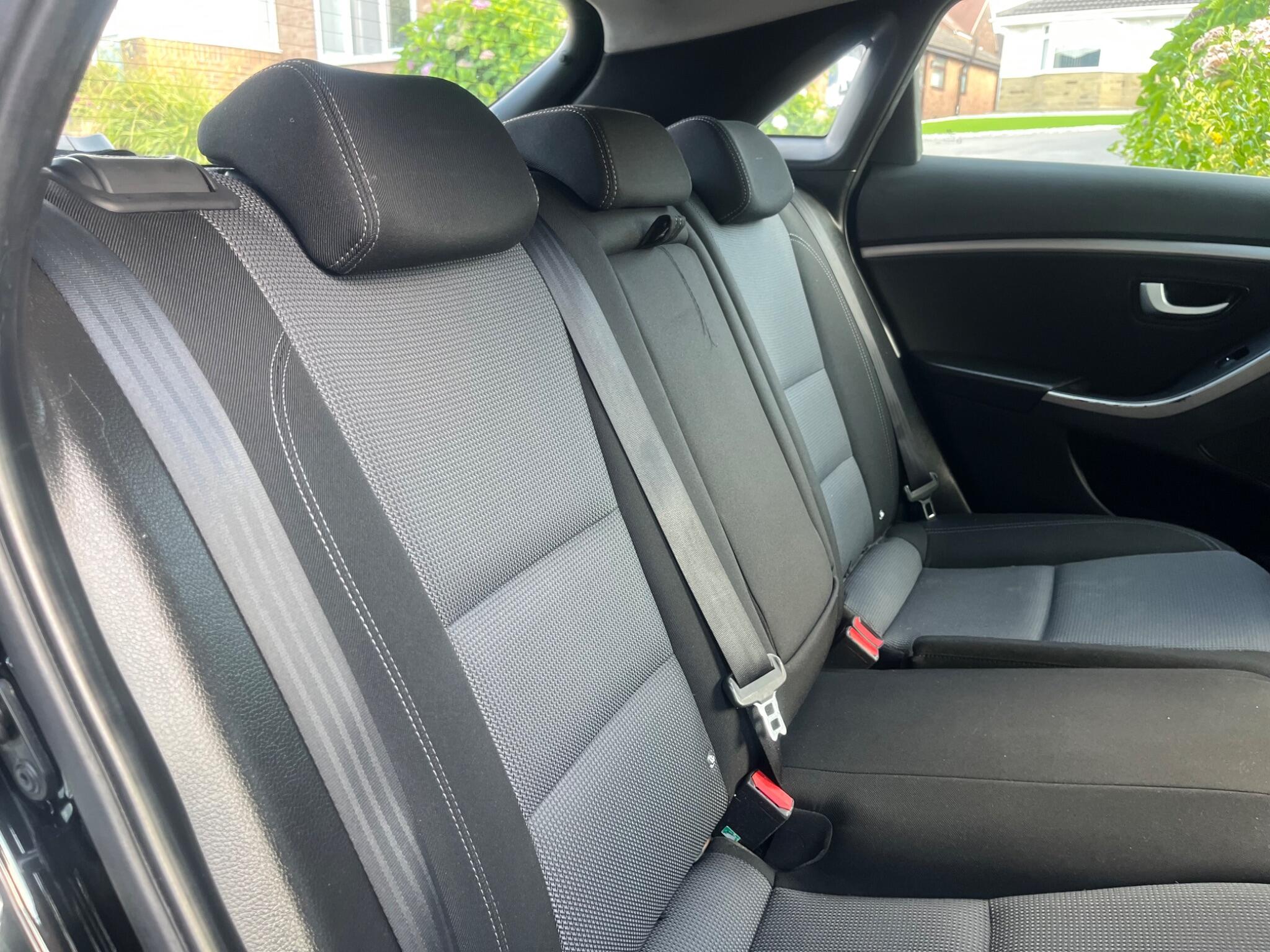 Hyundai i30 - Image 27