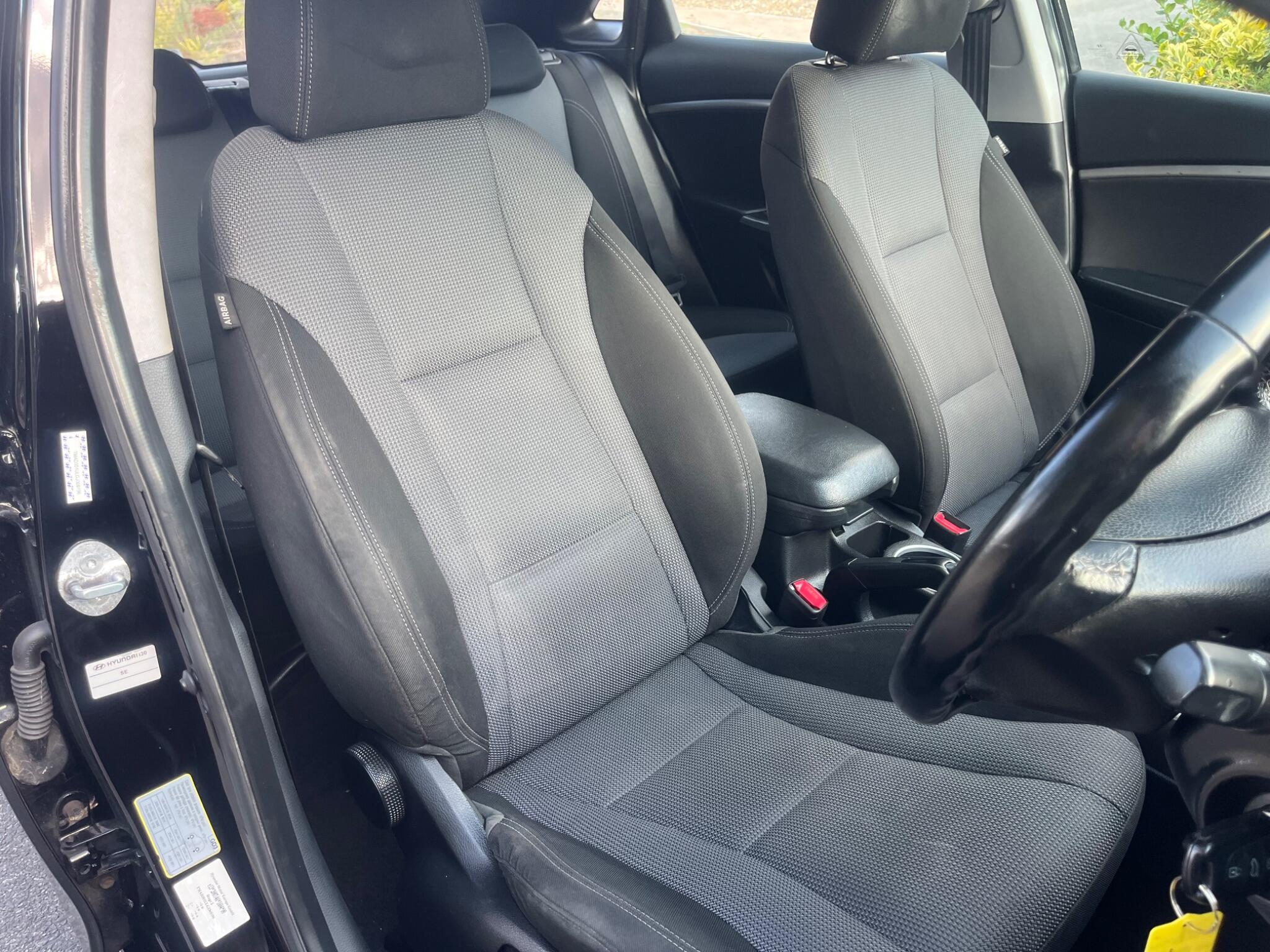 Hyundai i30 - Image 29