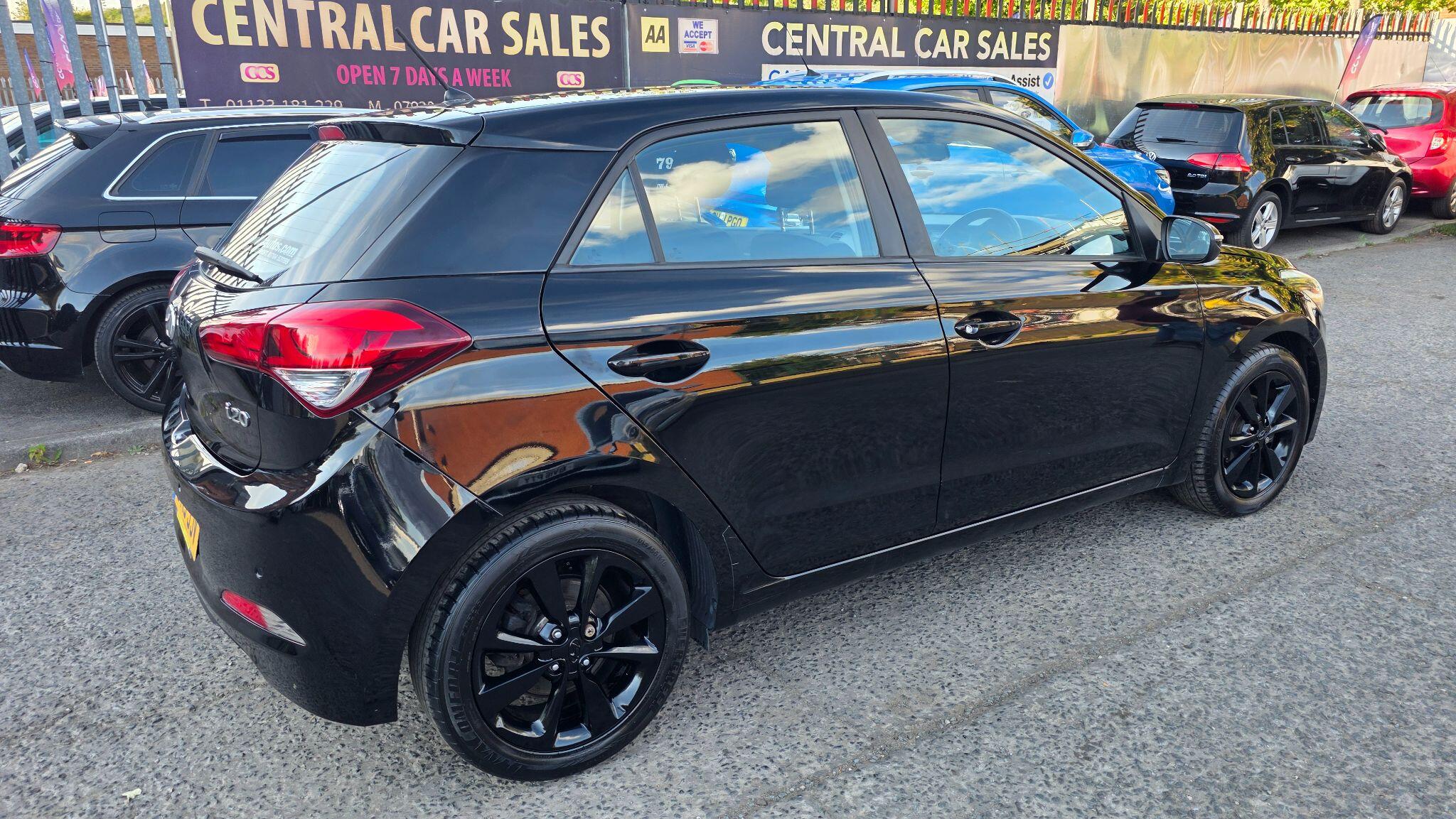 Hyundai i20 - Image 9
