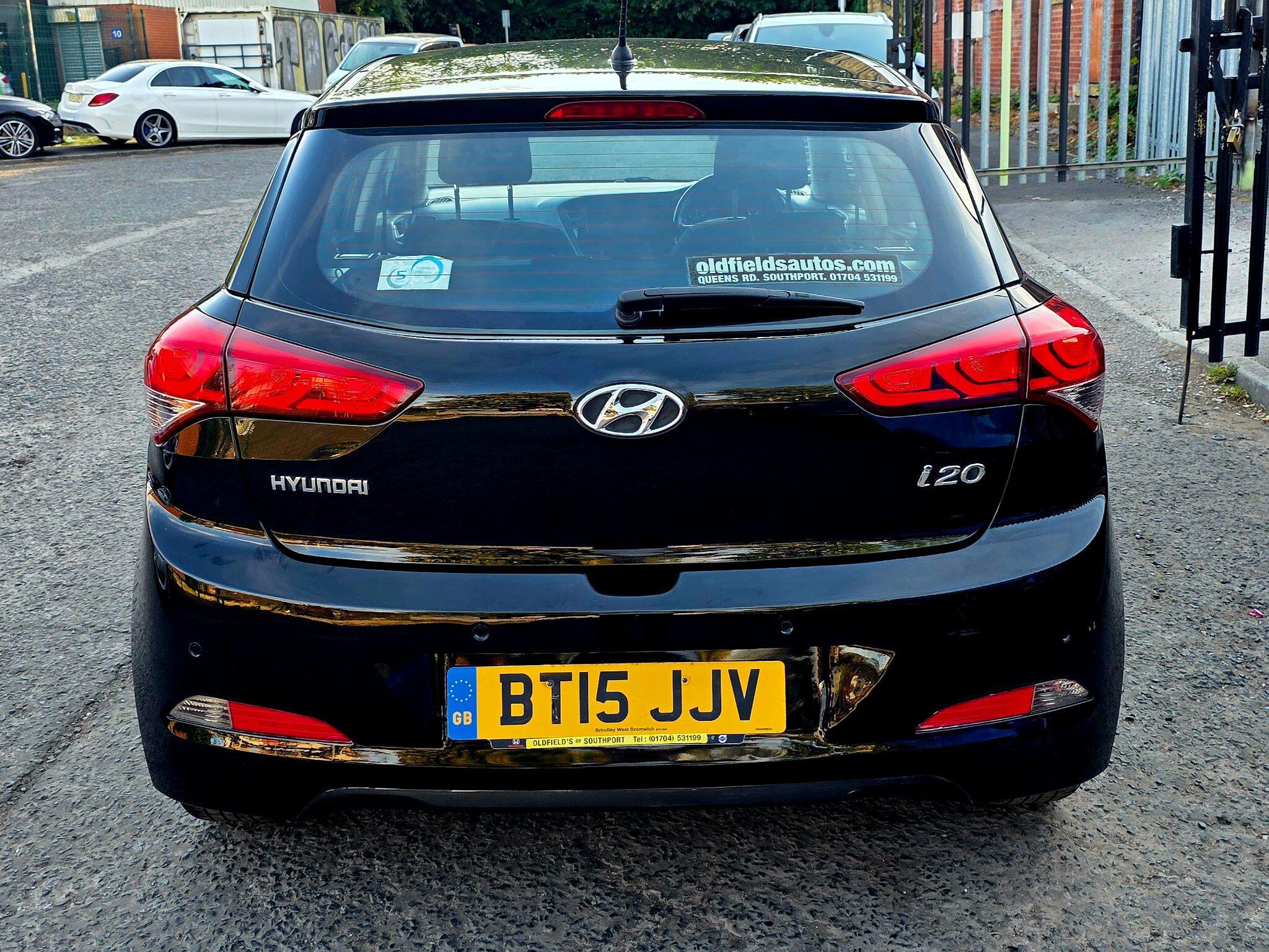 Hyundai i20 - Image 12