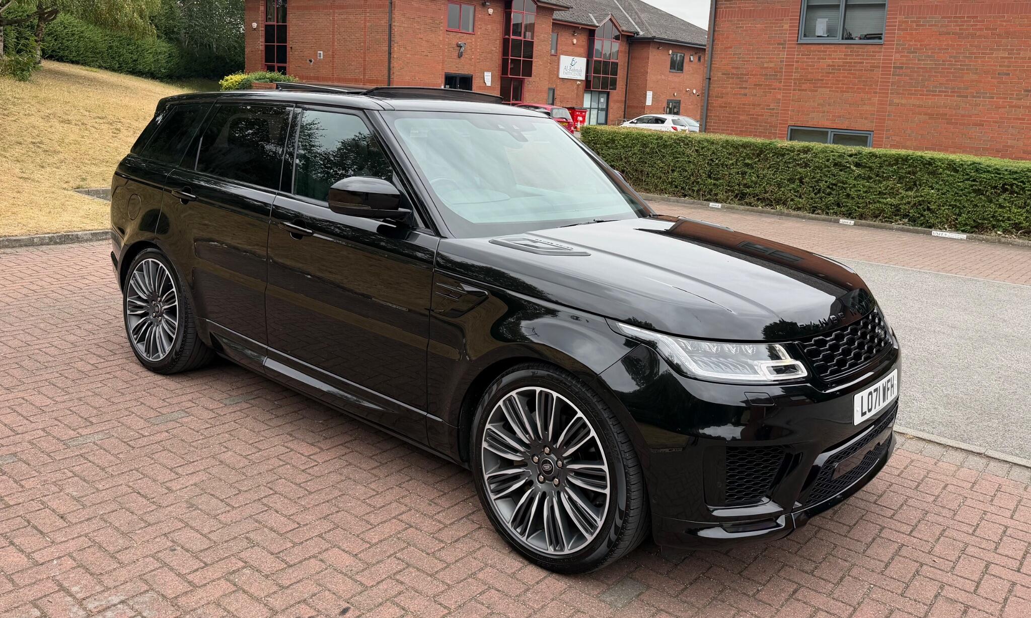 Land Rover RANGE ROVER SPORT - Image 9