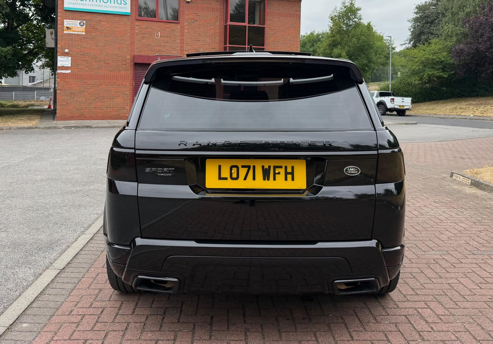 Land Rover RANGE ROVER SPORT - Image 12
