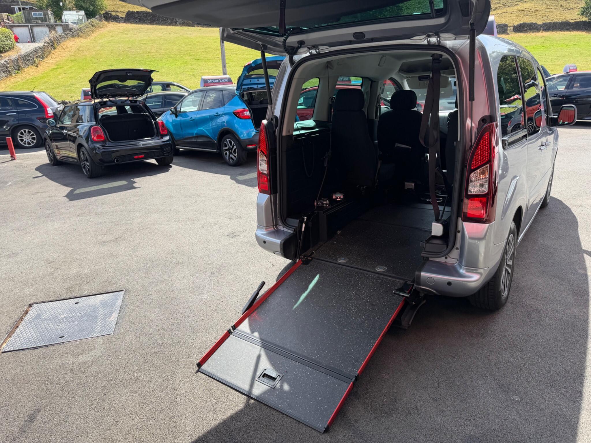 Peugeot Partner Tepee - Image 16