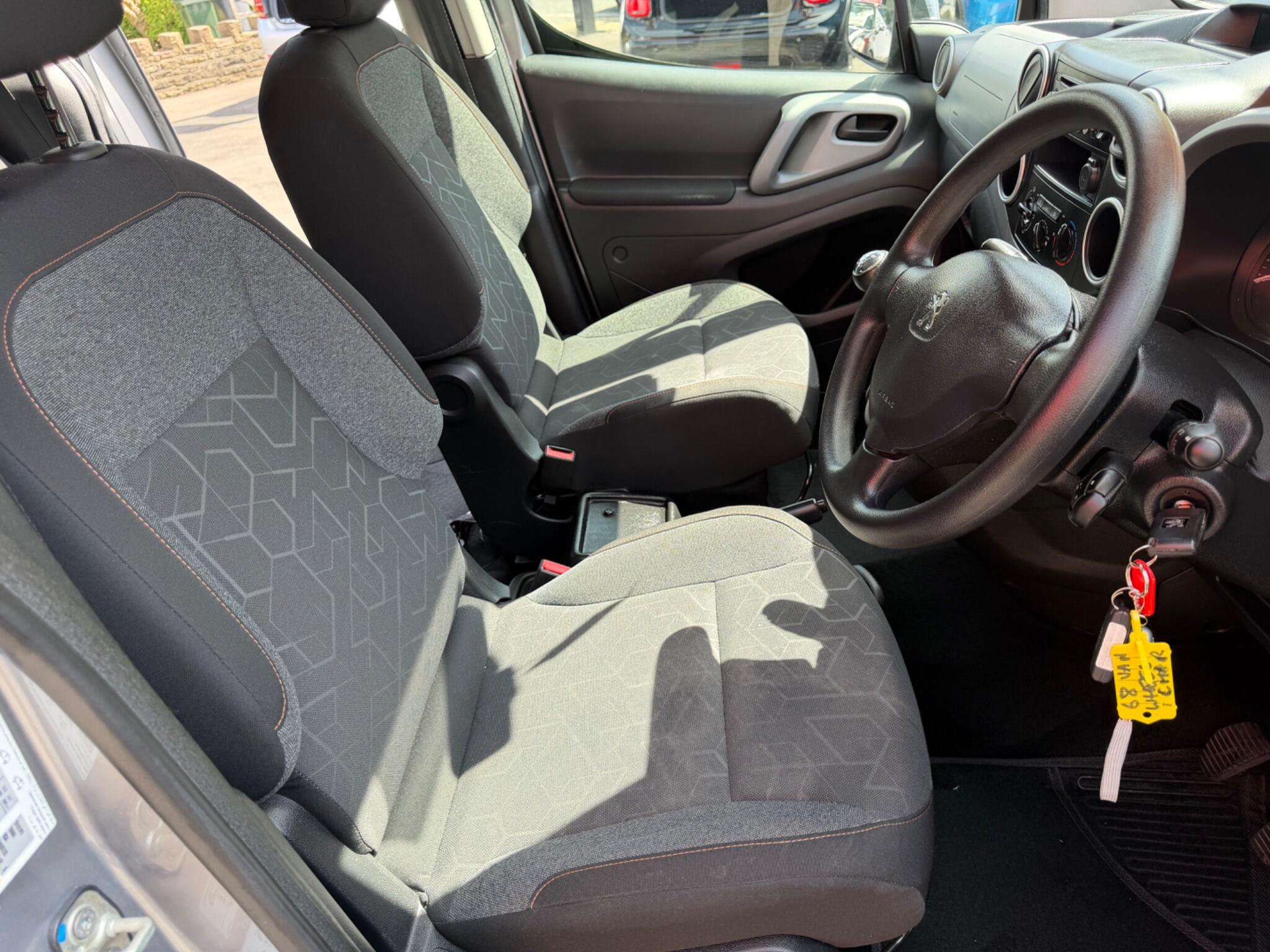 Peugeot Horizon - Image 20
