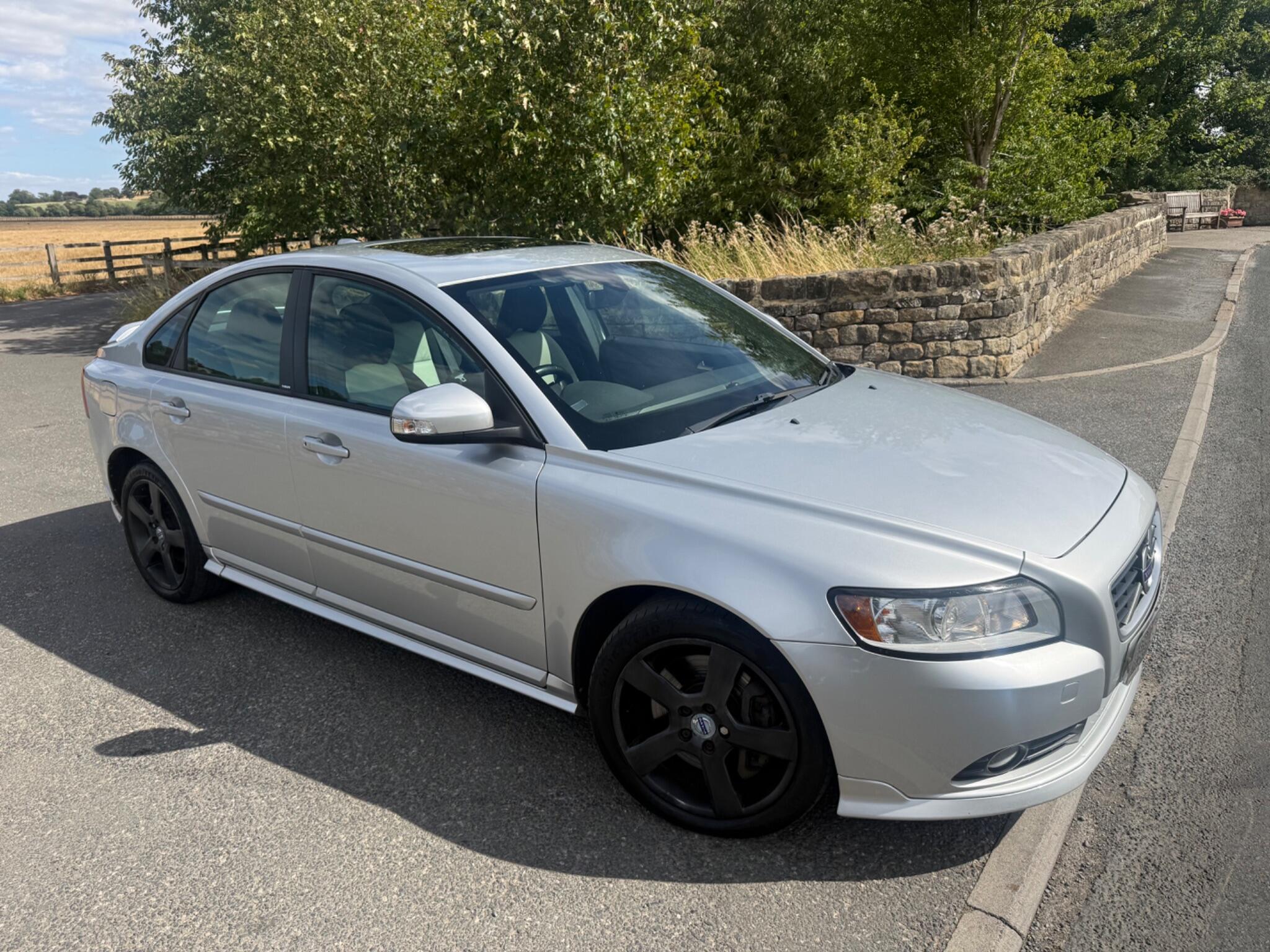 Volvo S40