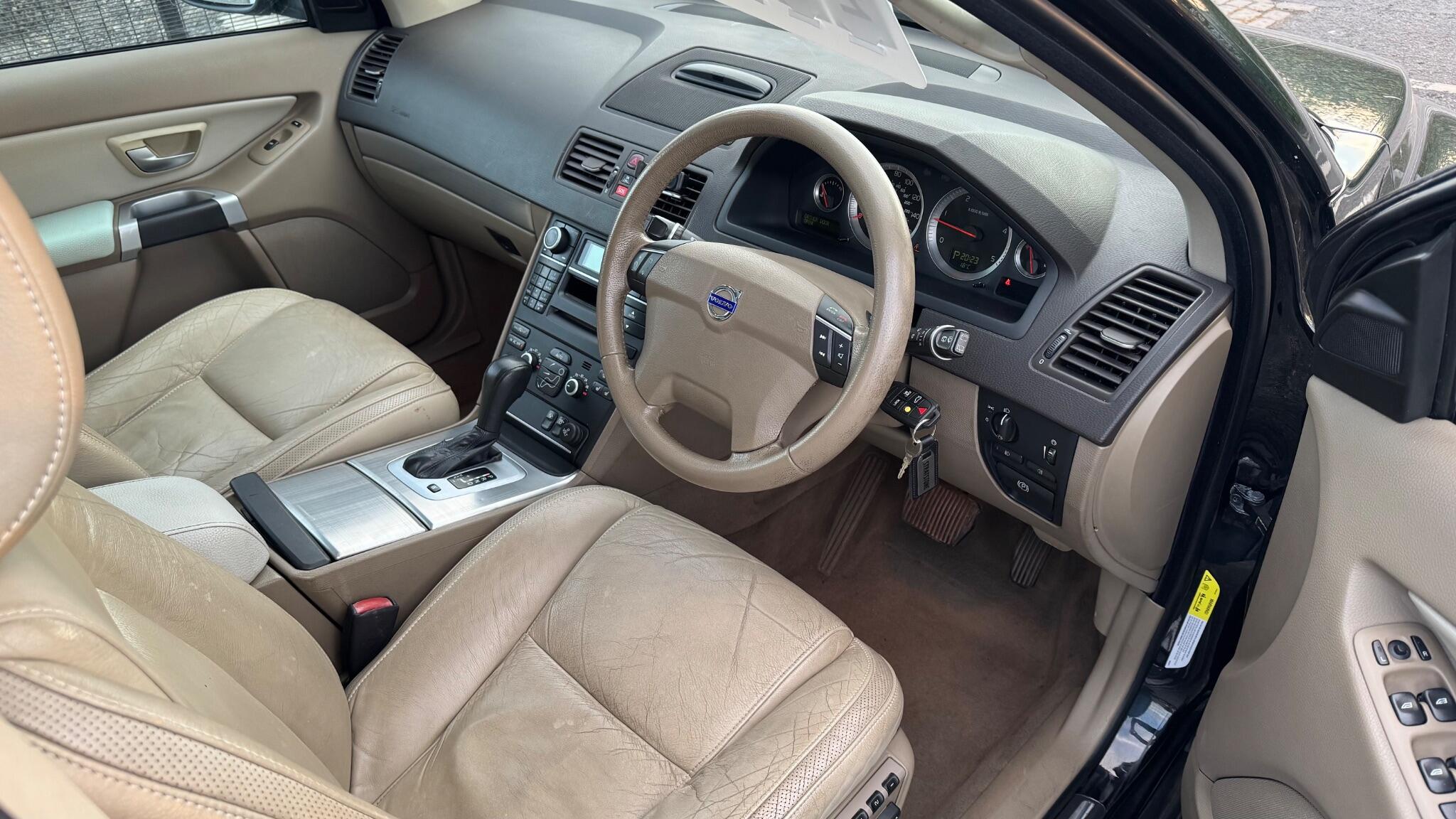 Volvo XC90 - Image 3