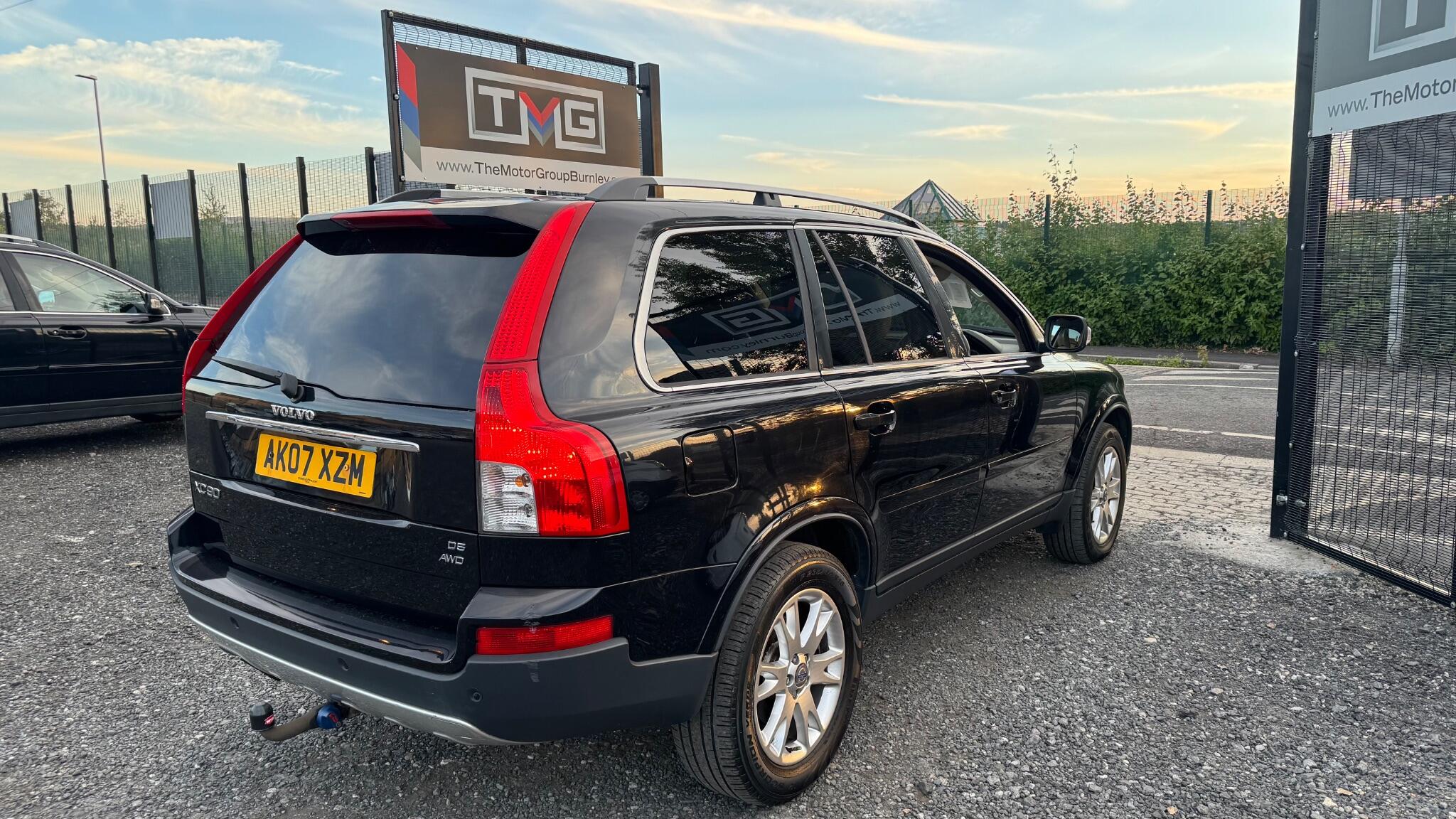 Volvo XC90 - Image 12