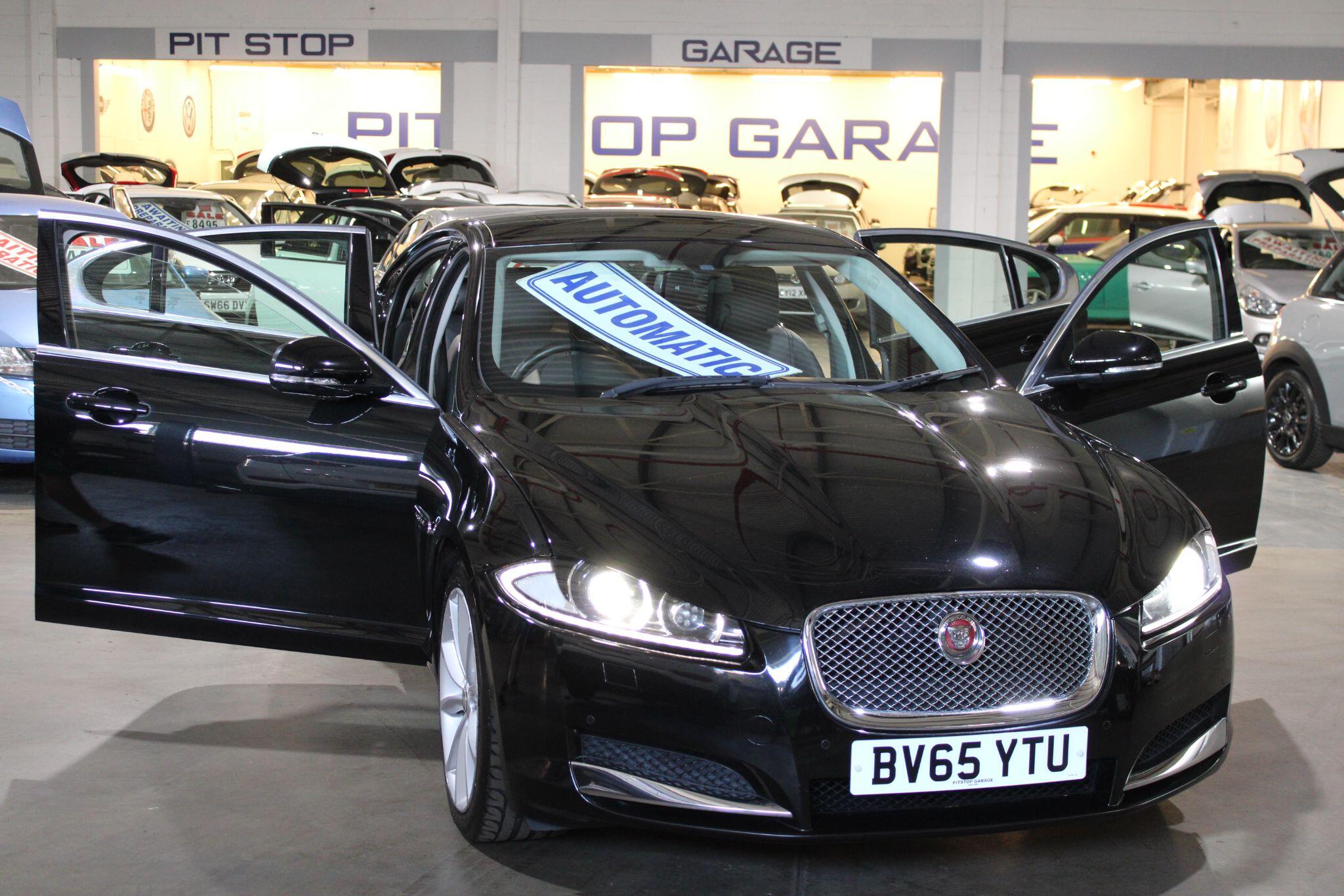 Jaguar XF