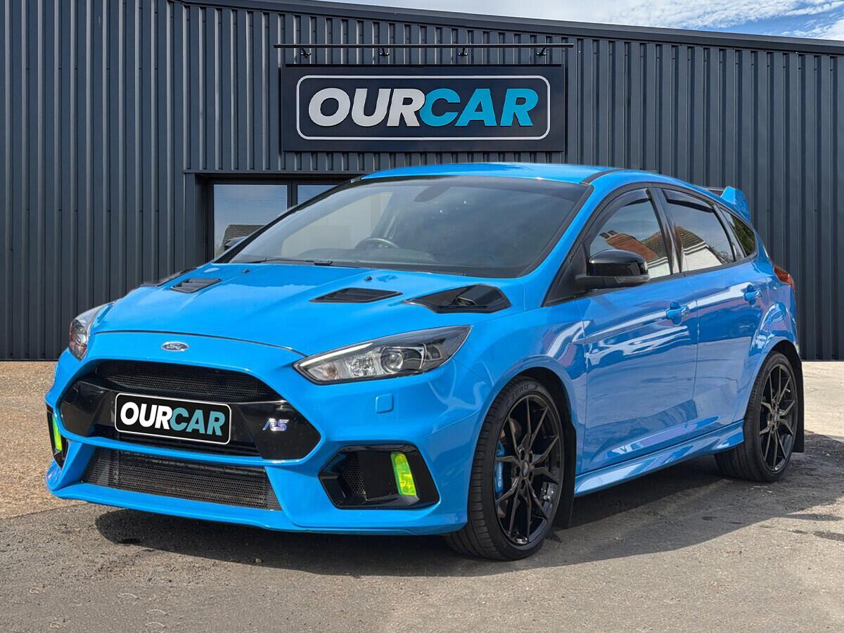 Ford Focus - Image 12