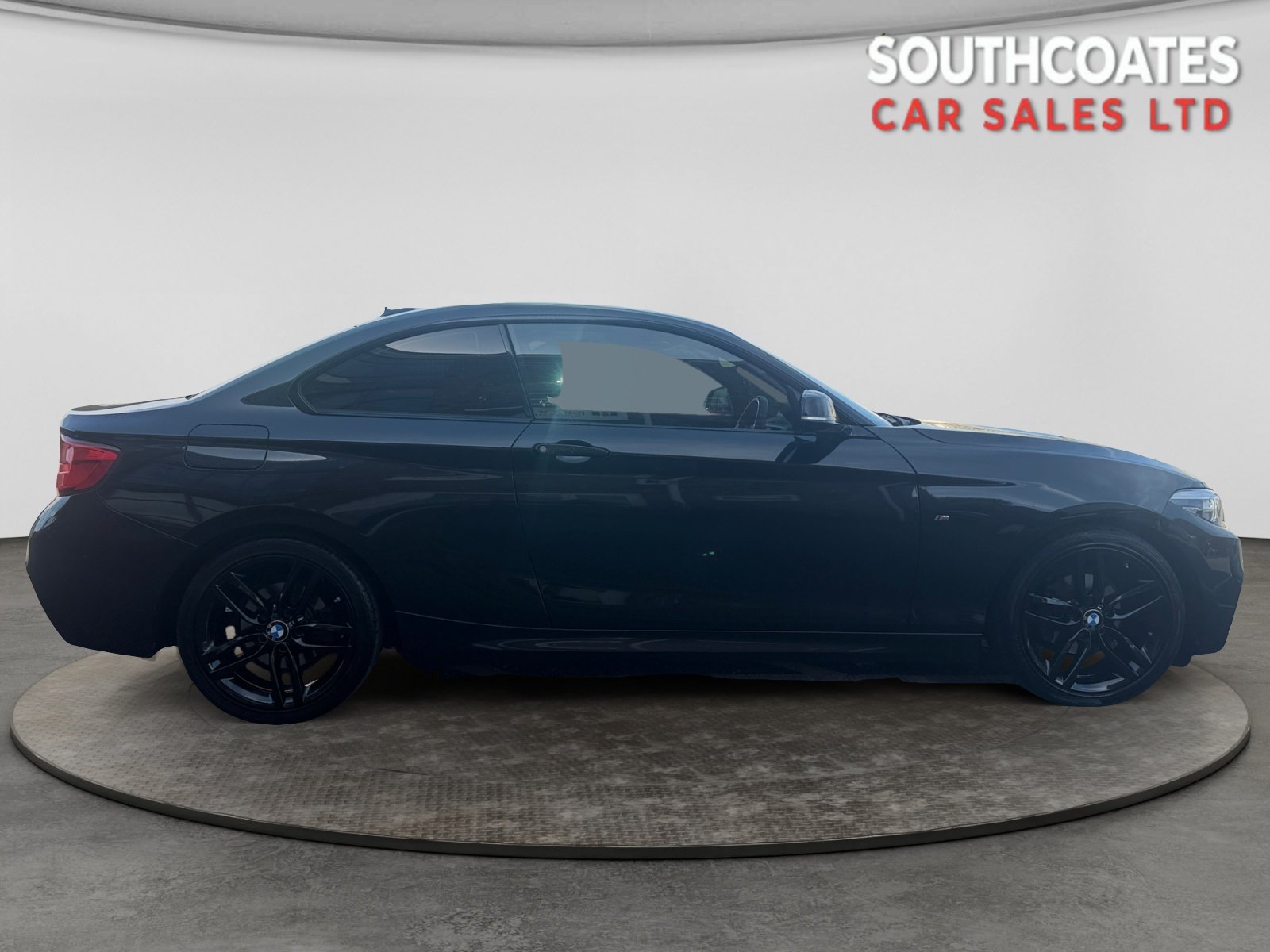 BMW 2 Series - Image 2