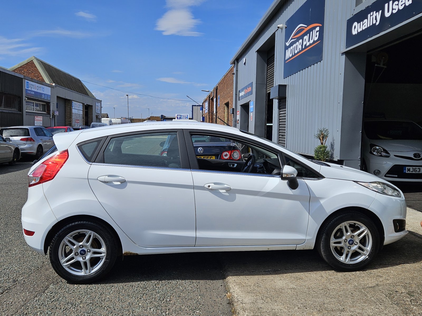 Ford Fiesta - Image 8