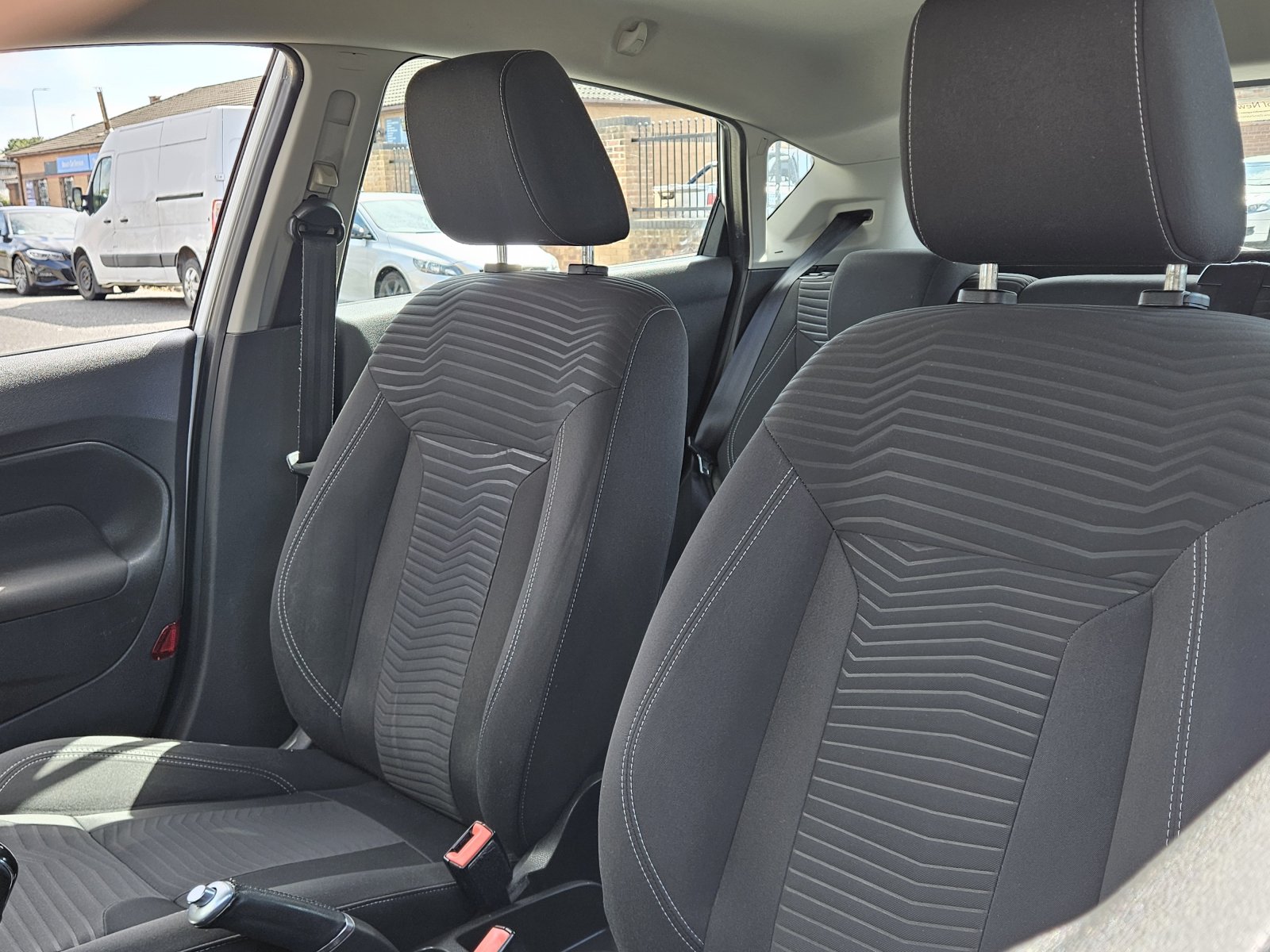 Ford Fiesta - Image 16