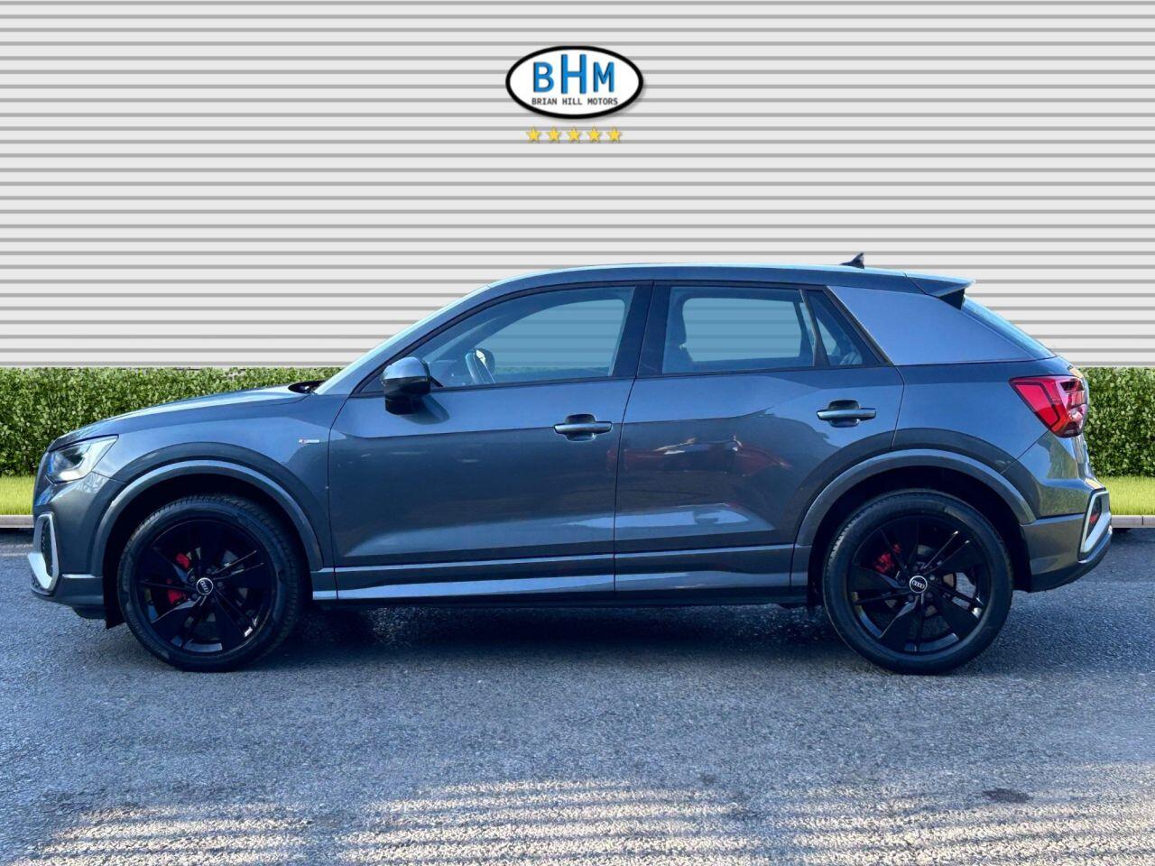 Audi Q2 - Image 10