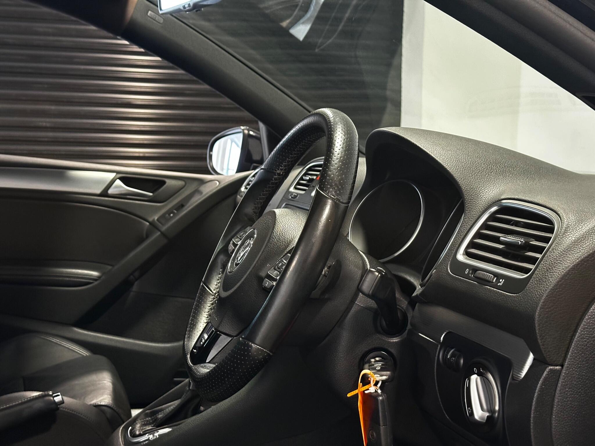 Volkswagen Golf - Image 2