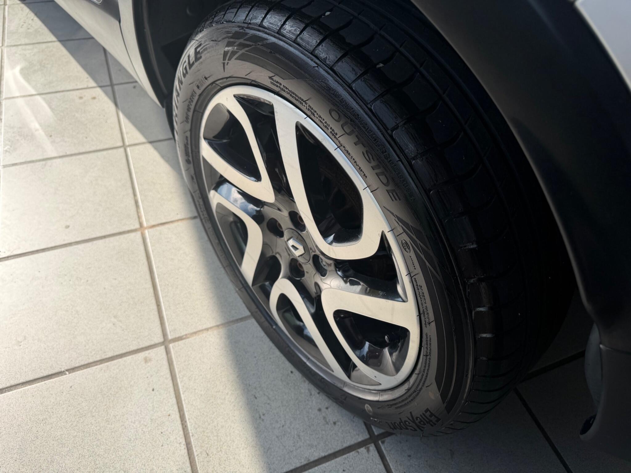 Renault Captur - Image 14