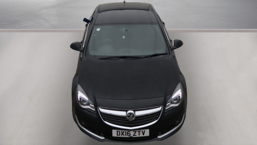 Vauxhall Insignia - Image 8