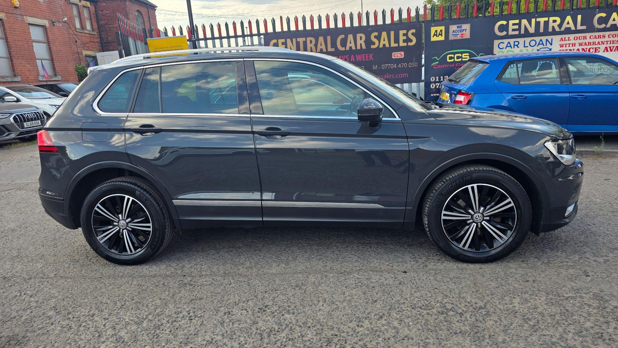 Volkswagen Tiguan - Image 5
