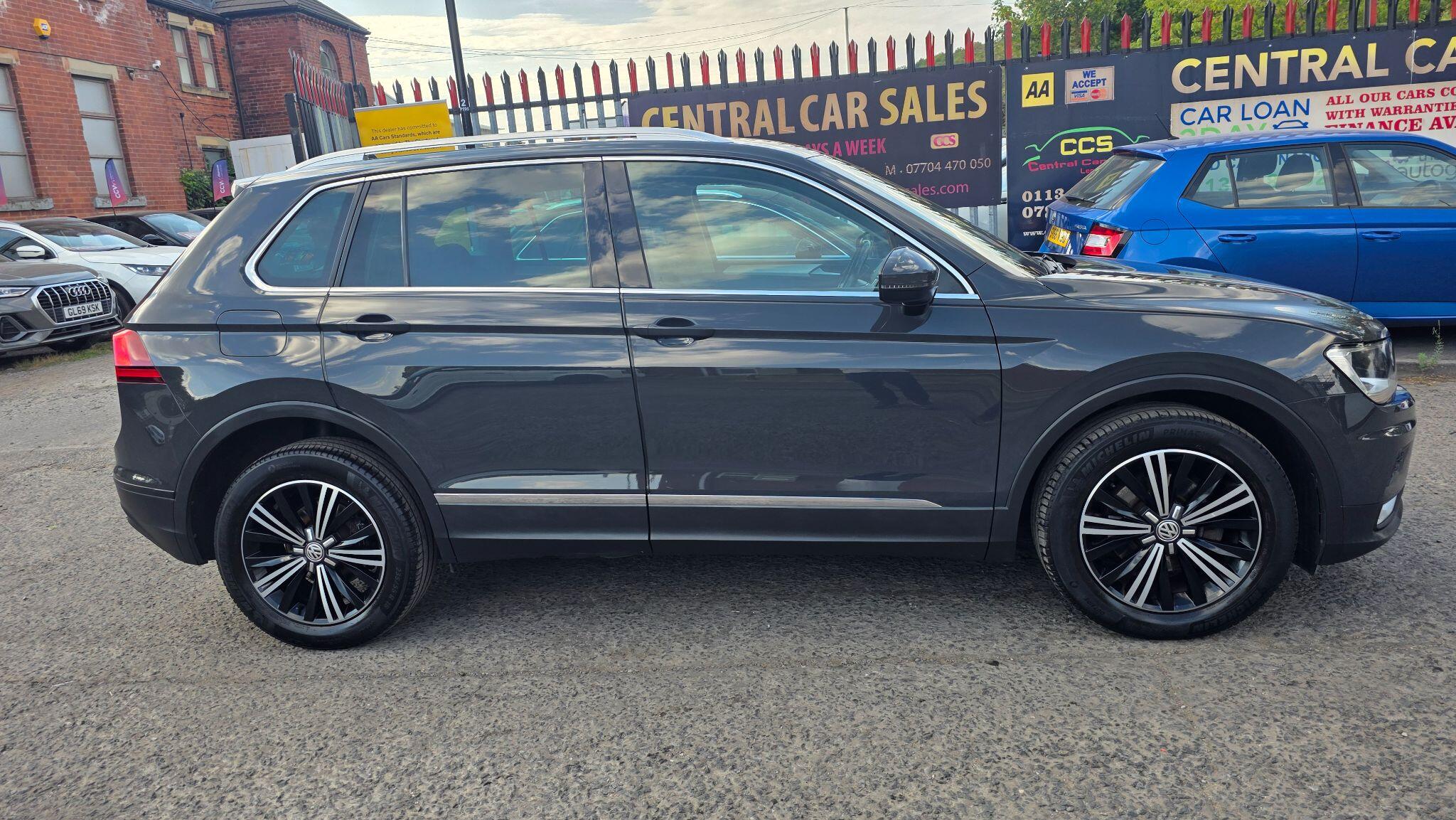 Volkswagen Tiguan - Image 6