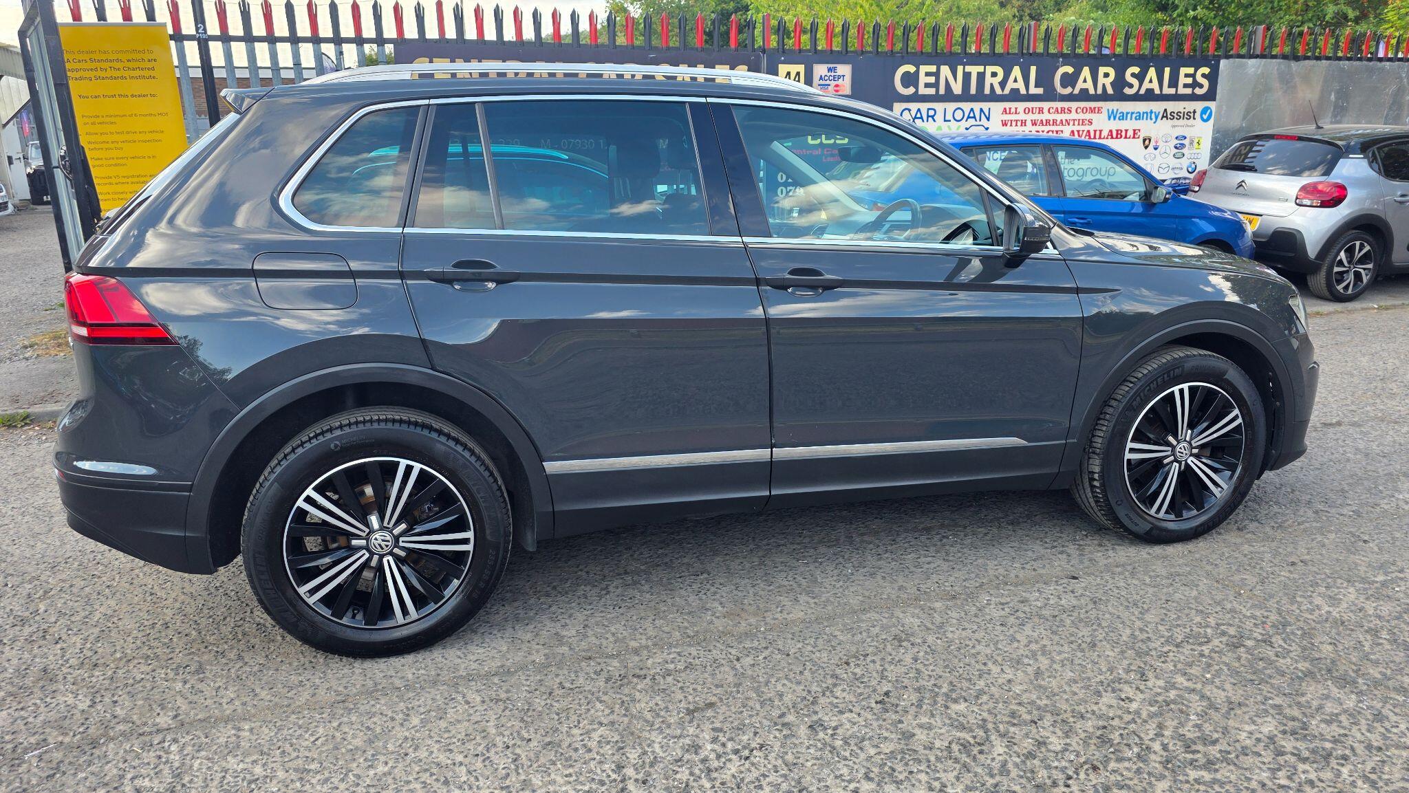 Volkswagen Tiguan - Image 7