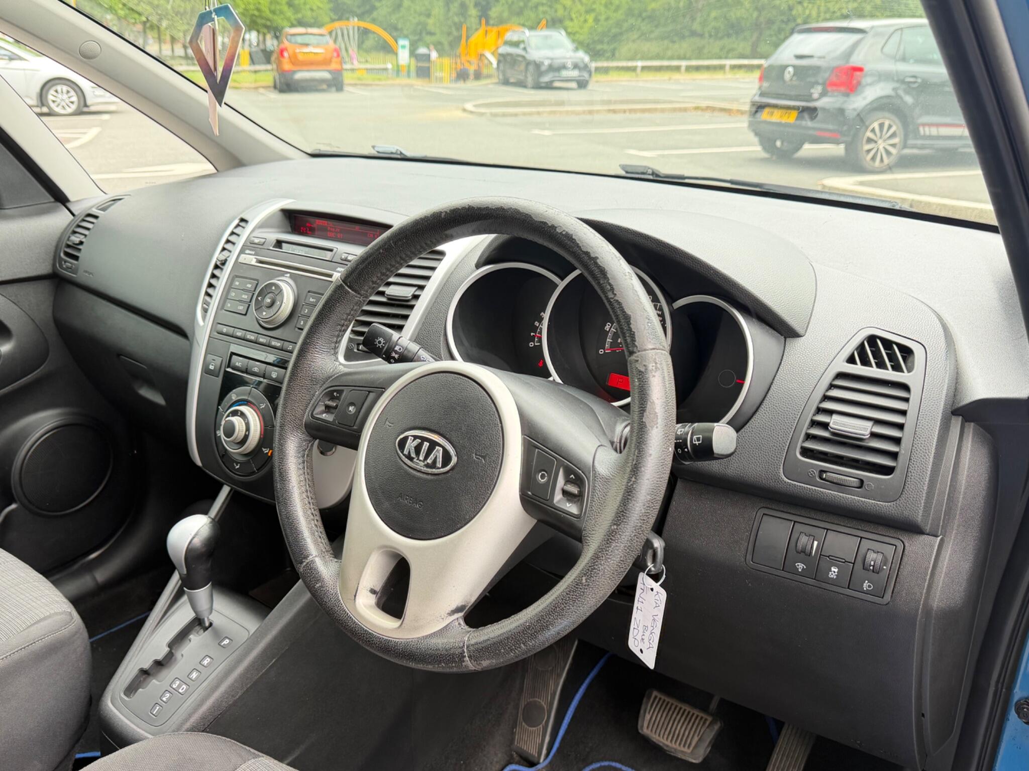Kia Venga - Image 17