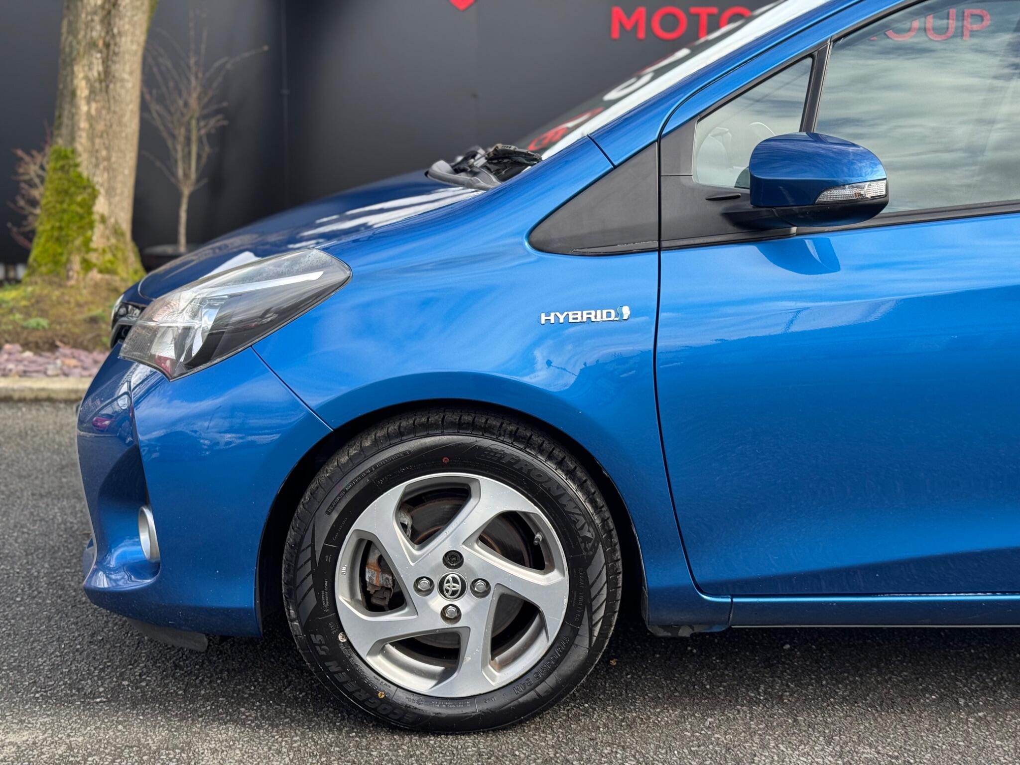 Toyota Yaris - Image 11