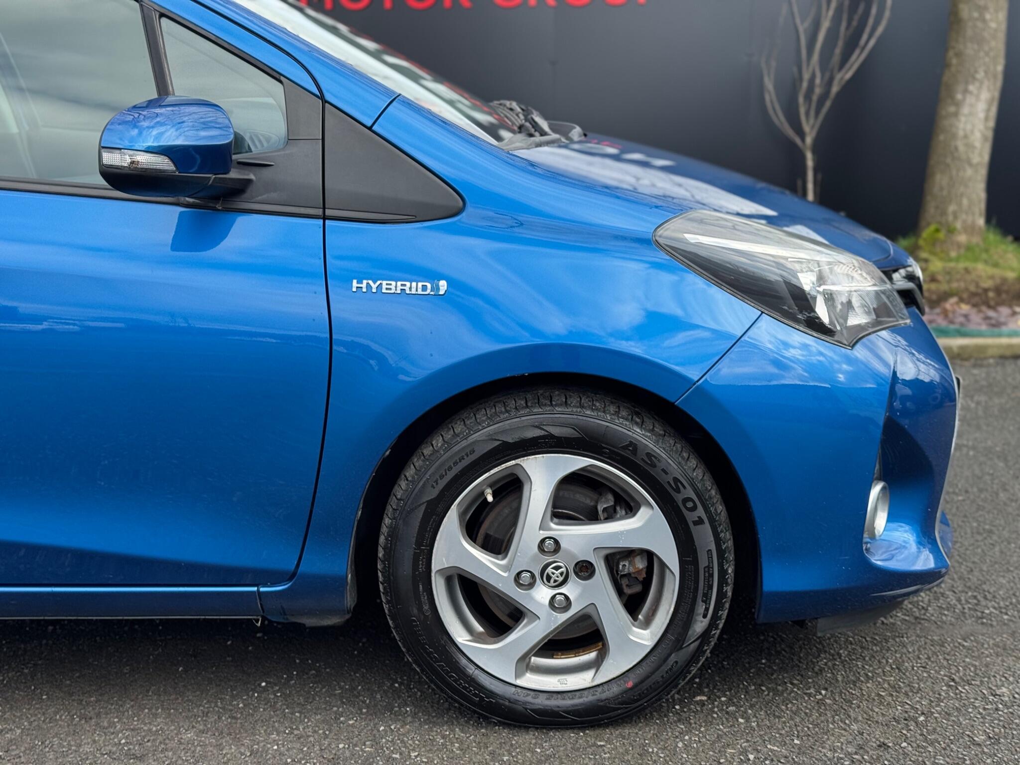 Toyota Yaris - Image 12