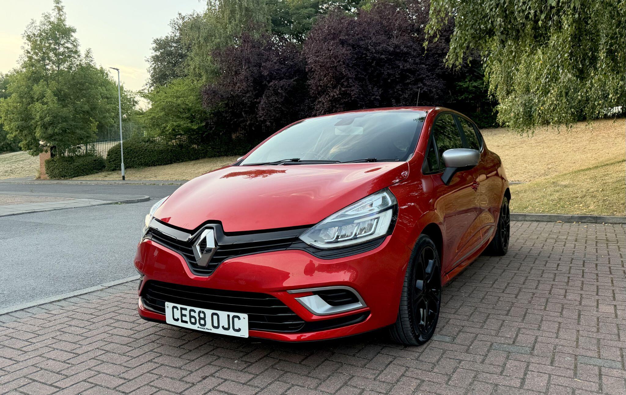Renault Clio - Image 12
