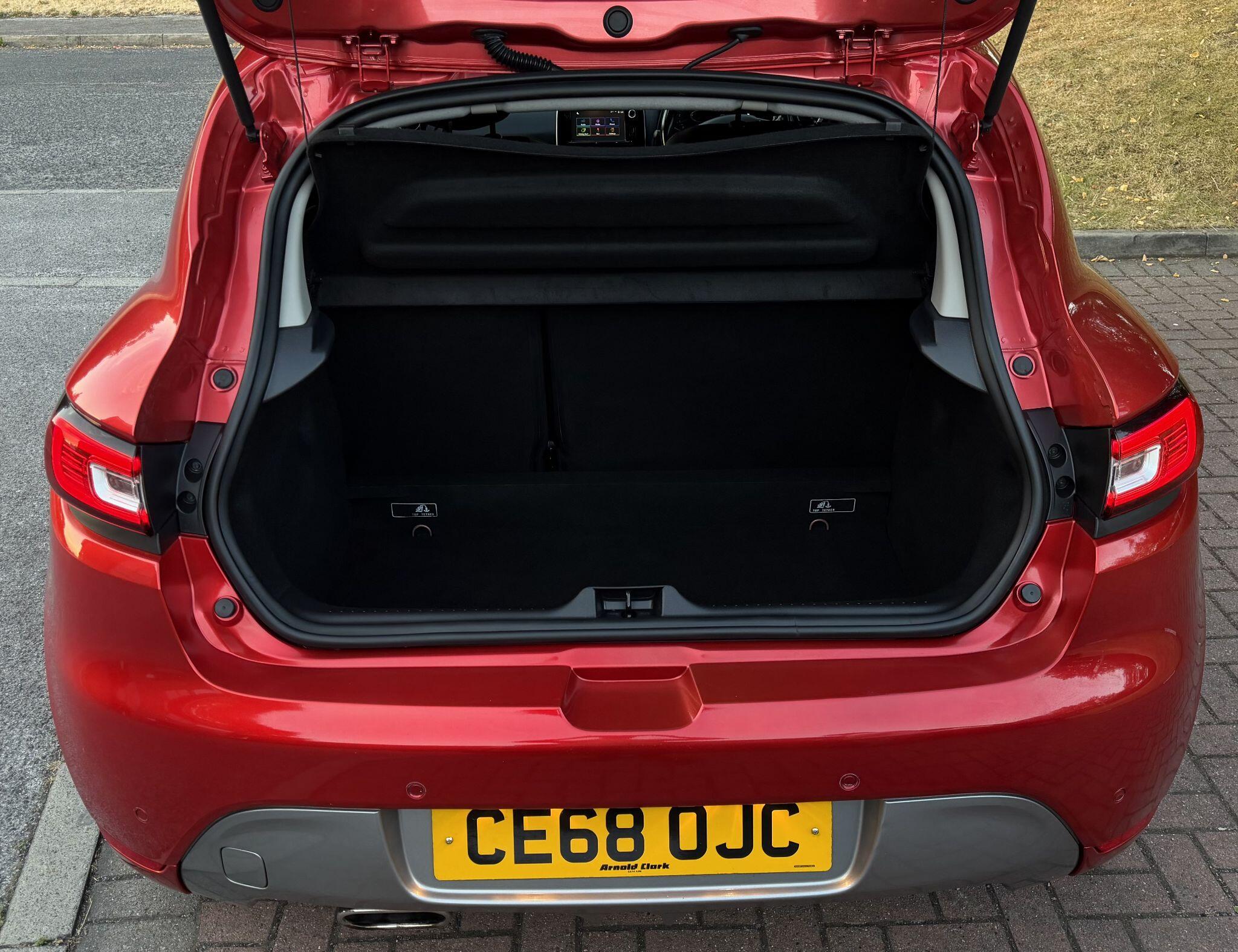 Renault Clio - Image 20