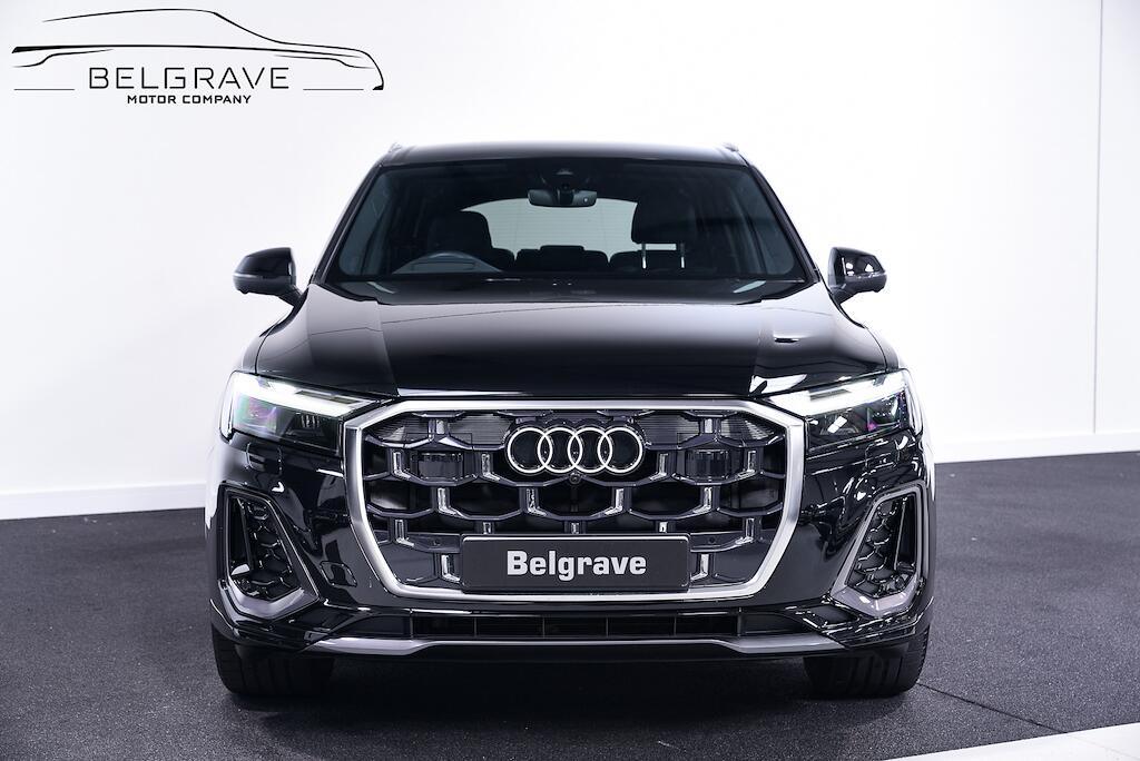 Audi Q7 - Image 6