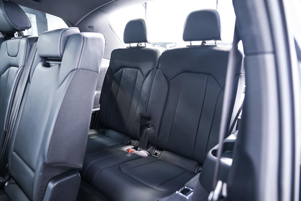 Audi Q7 - Image 16