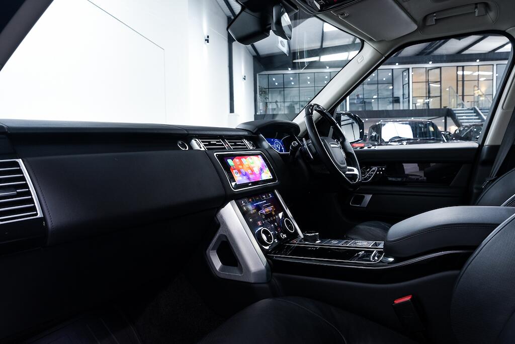 Land Rover Range Rover - Image 14