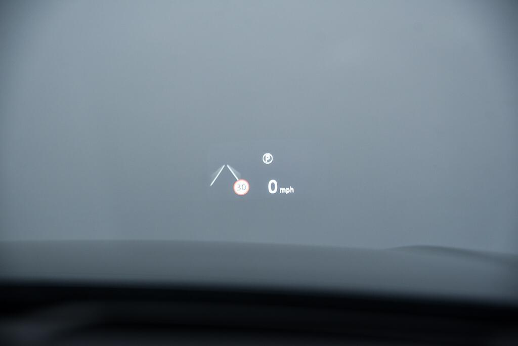 Land Rover Range Rover Velar - Image 12