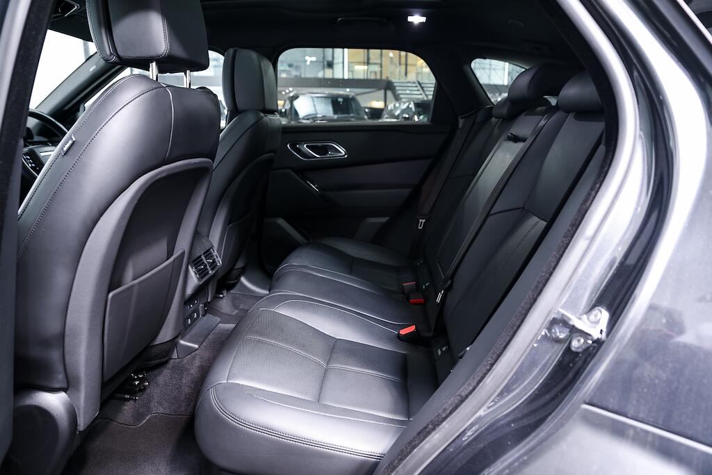 Land Rover Range Rover Velar - Image 16