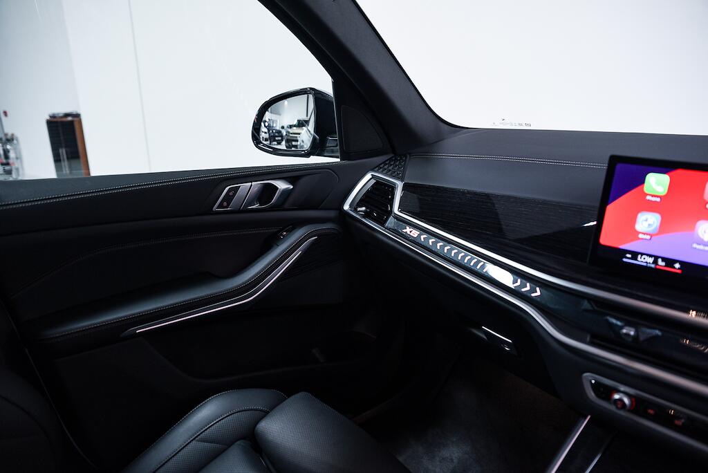 BMW X5 - Image 14