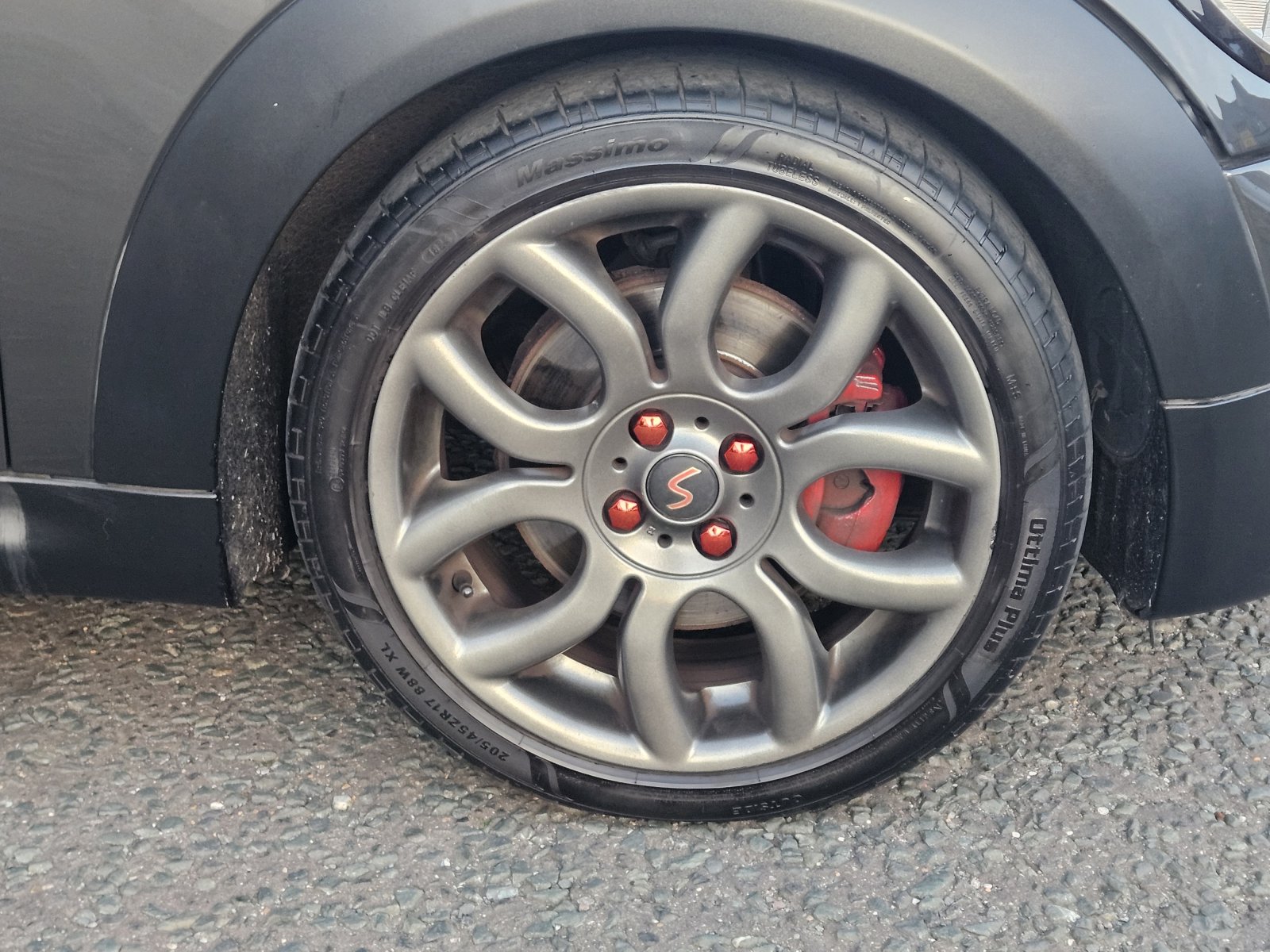 MINI Hatch - Image 11